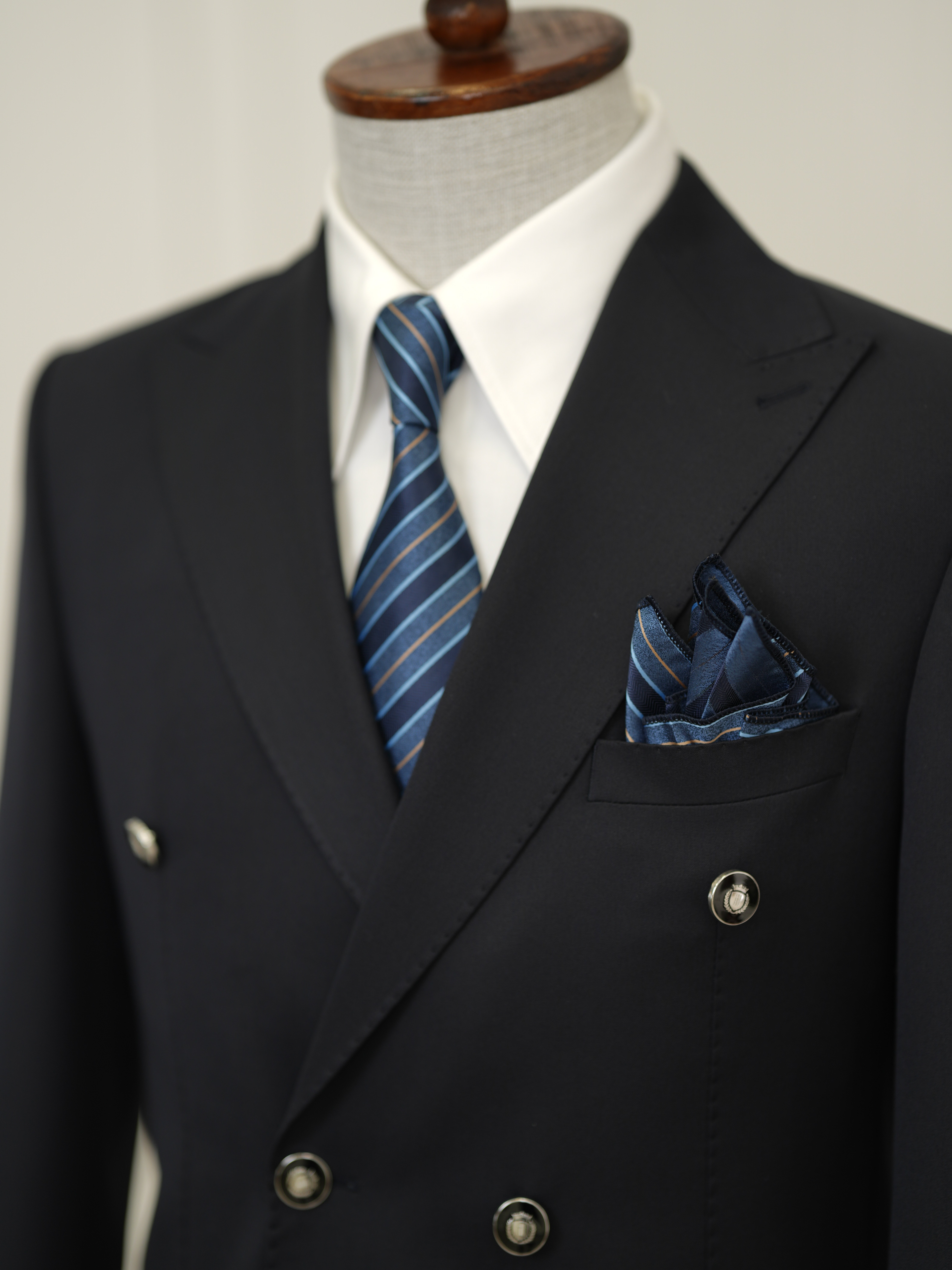 Erkek Premium İtalyan Stil Slim Fit Erkek Punto Dikişli Torba Cepli Yarım Astarlı Kruvaze Ceket-Laci
