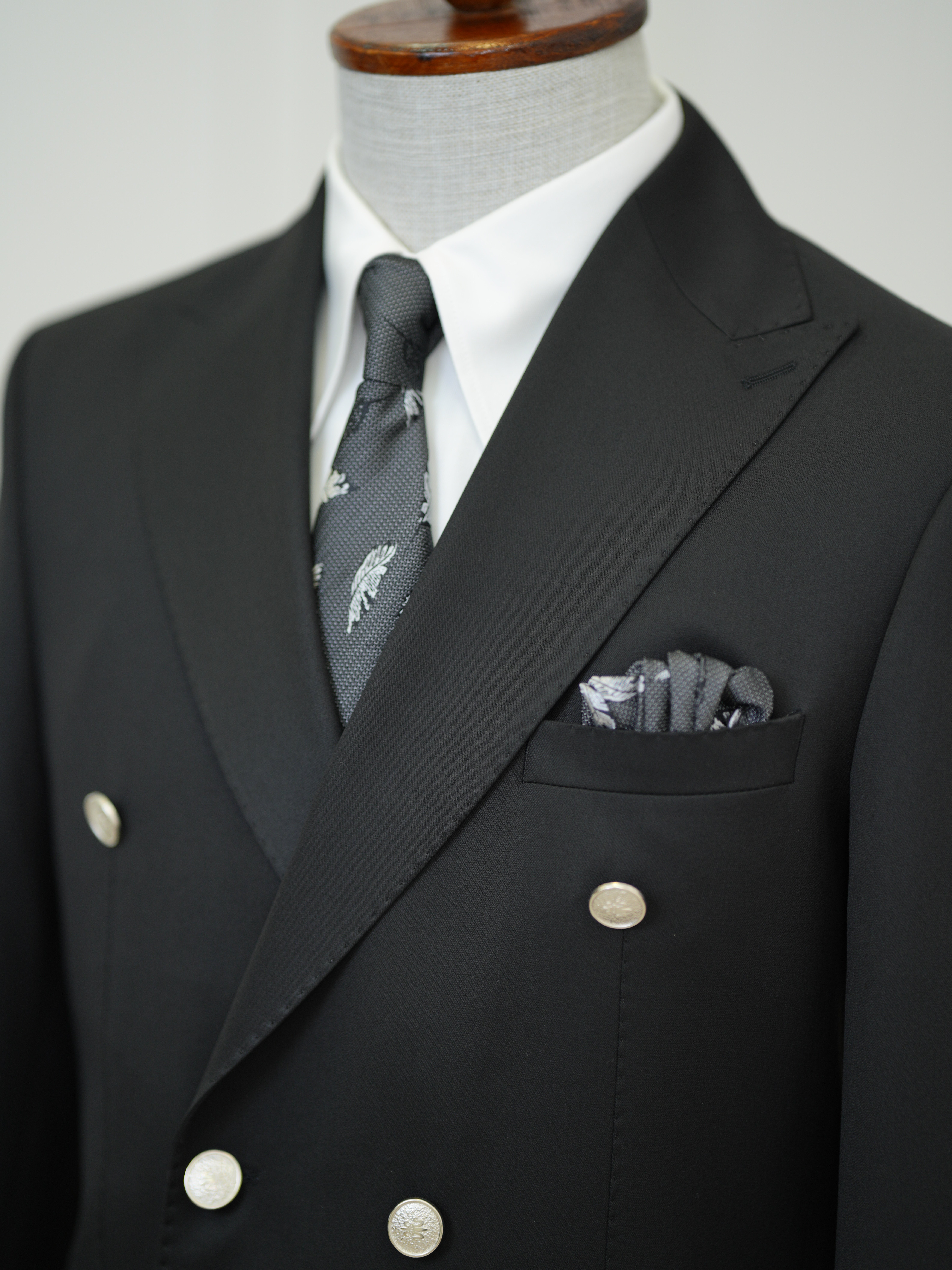 Erkek Premium İtalyan Stil Slim Fit Erkek Punto Dikişli Torba Cepli Yarım Astarlı Kruvaze Ceket - Siyah