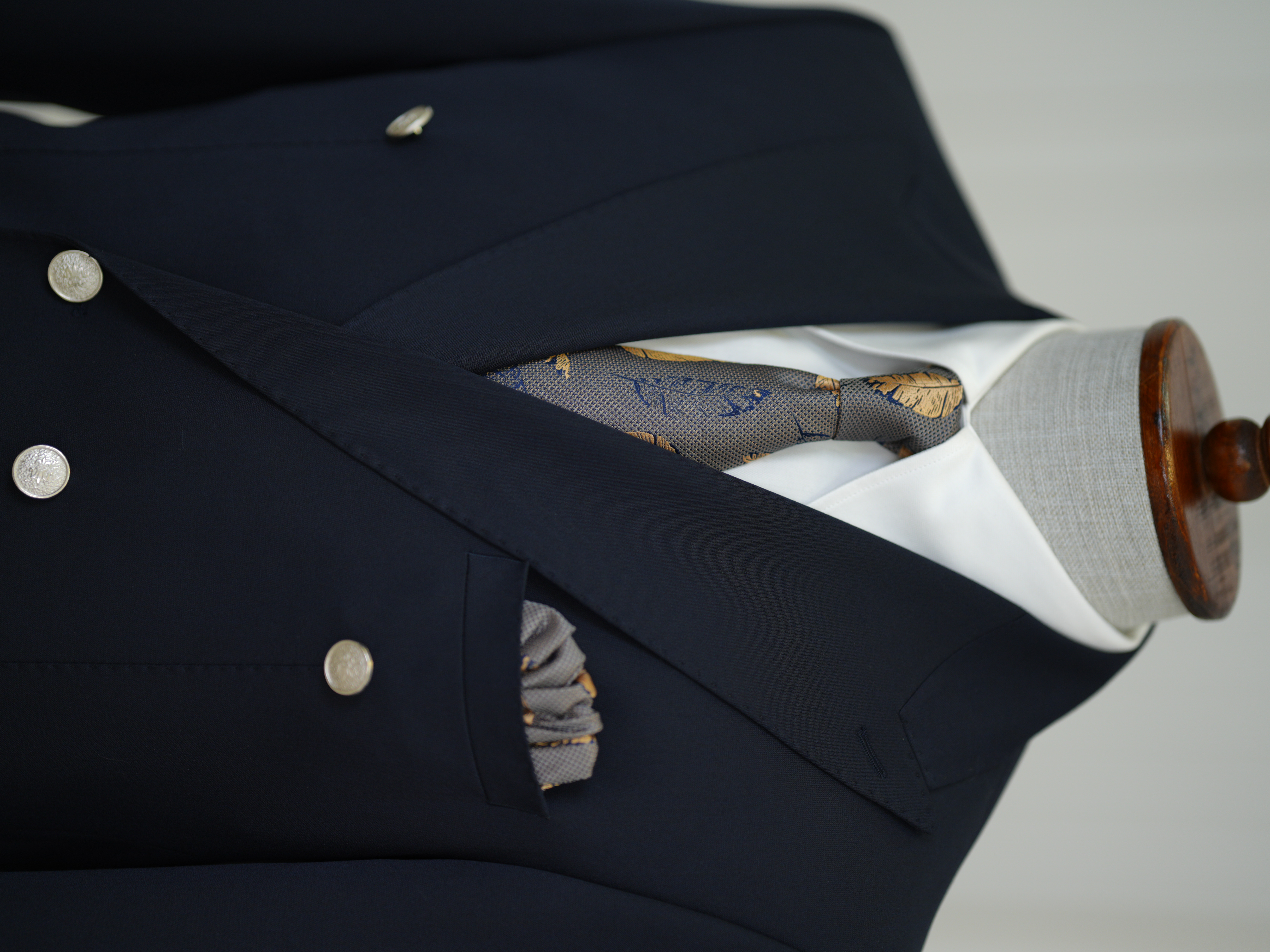Erkek Premium İtalyan Stil Slim Fit Erkek Punto Dikişli Torba Cepli Yarım Astarlı Kruvaze Ceket - Koyu Lacivert