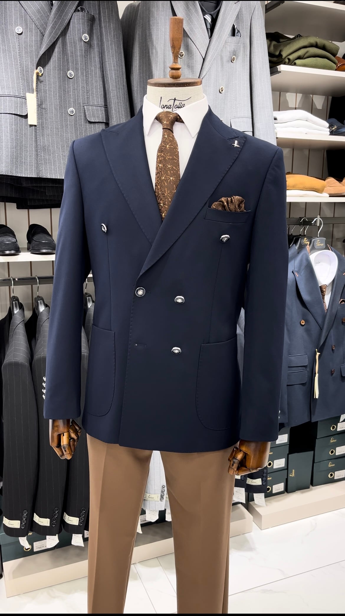 Erkek Premium İtalyan Stil Slim Fit Erkek Punto Dikişli Torba Cepli Yarım Astarlı Kruvaze Ceket-Lacivert
