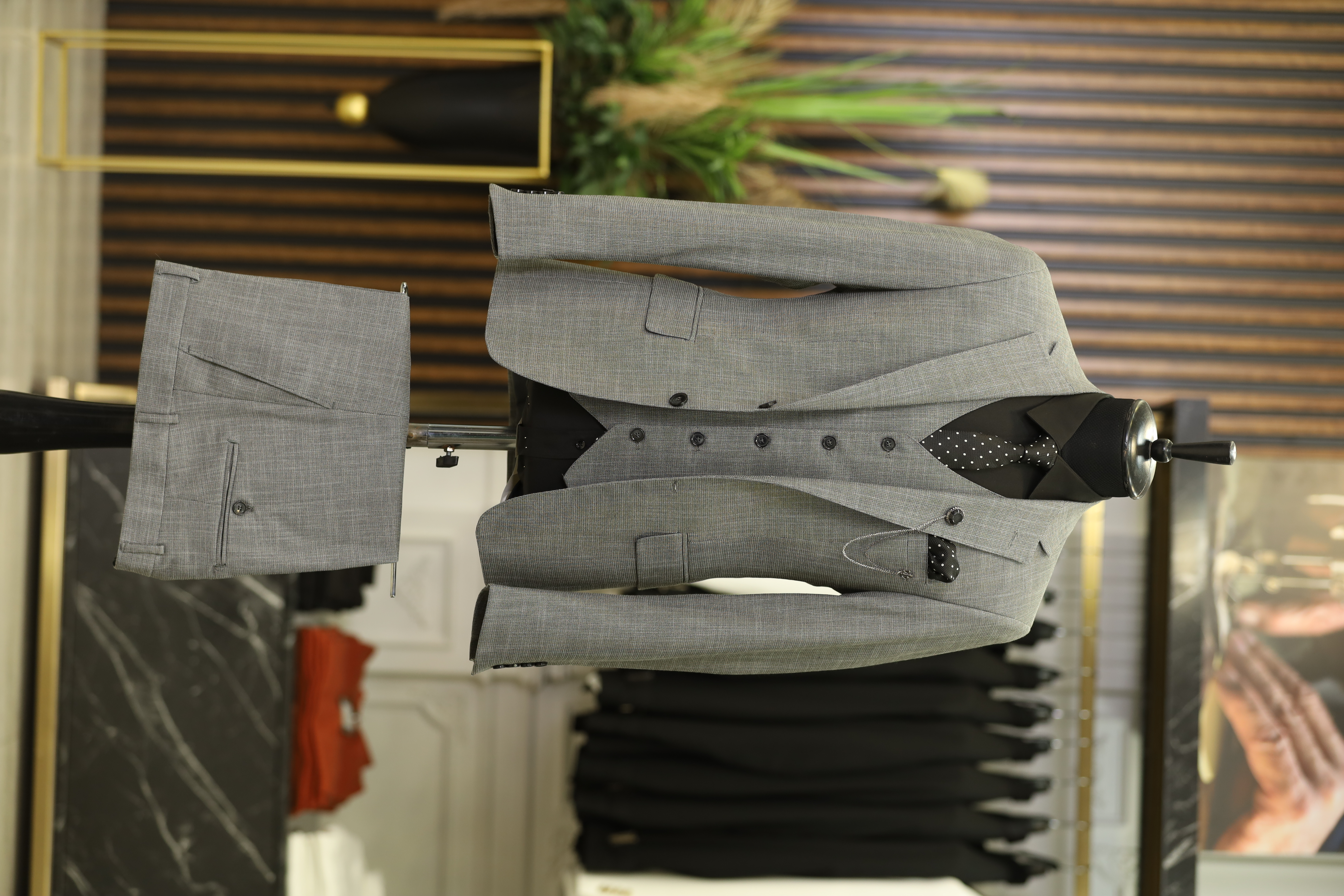 Erkek Slim Fit İtalyan Stil Mono Yaka Takım Elbise - Gri