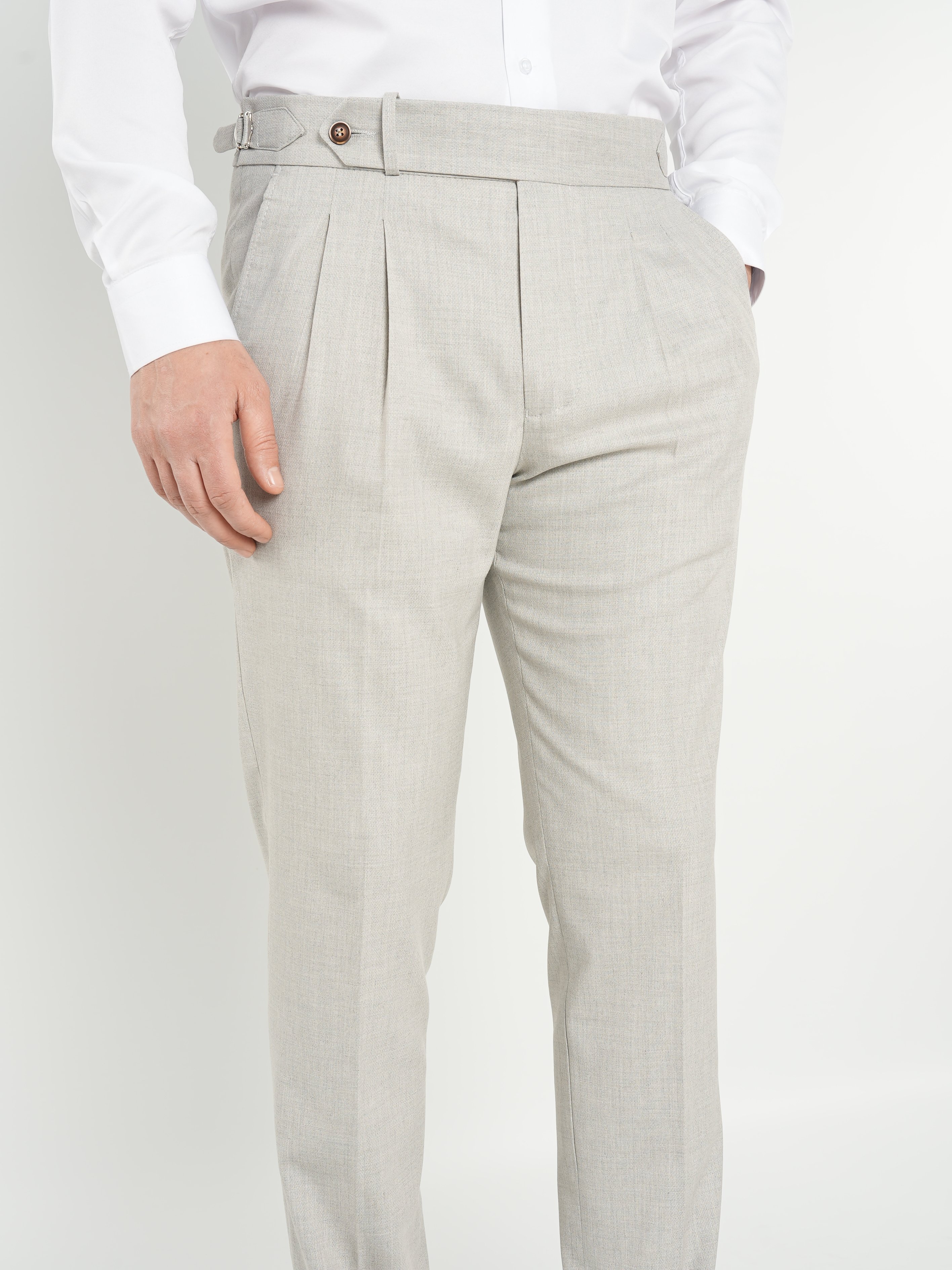 Erkek Slim Fit Yüksek Bel Duble Paça Tokalı  Piliseli Kumaş Pantolon - Acık Gri