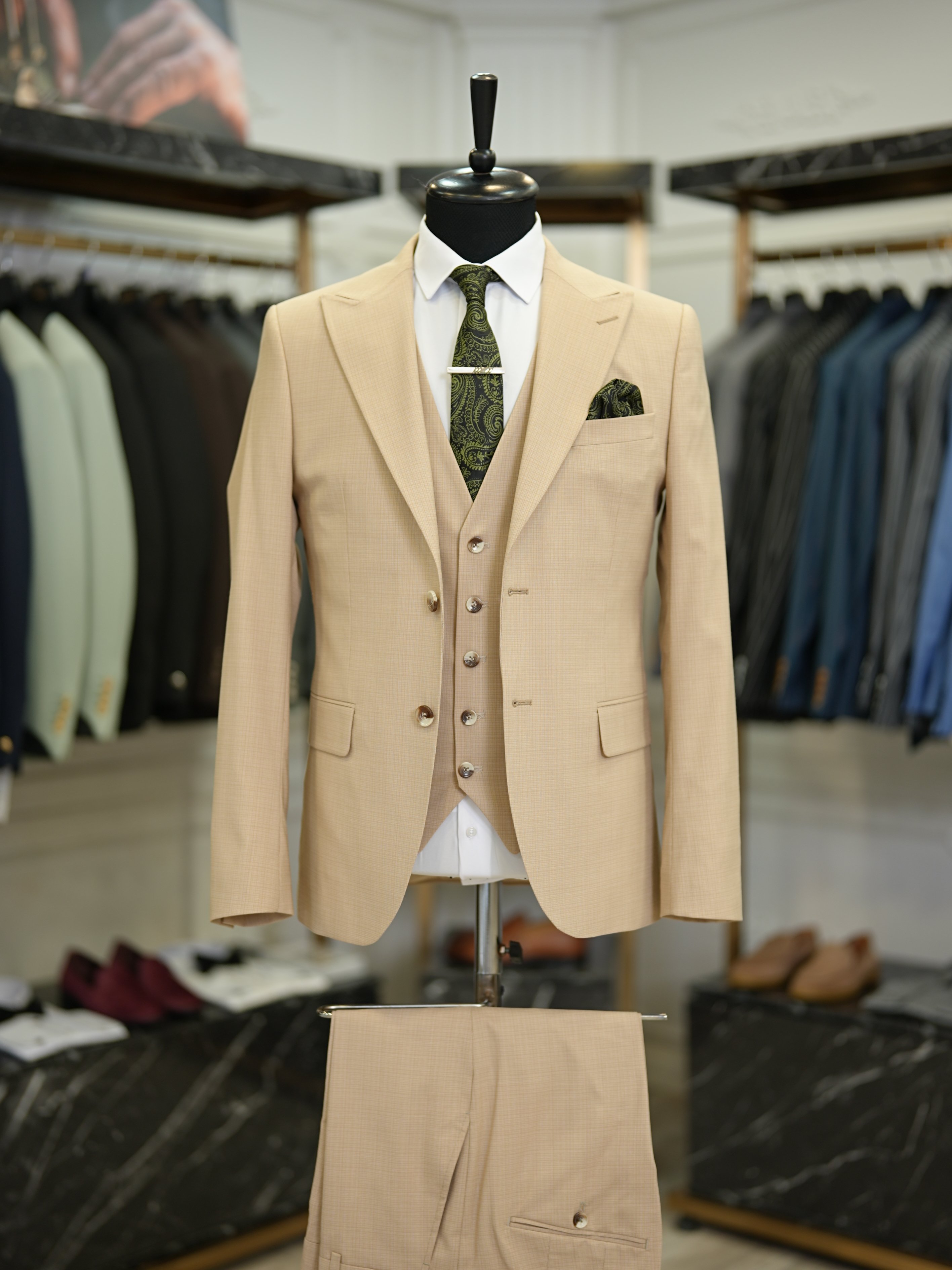 Abito da uomo collo a rondine stile italiano giacca slim fit gilet pantaloni - caffè latte