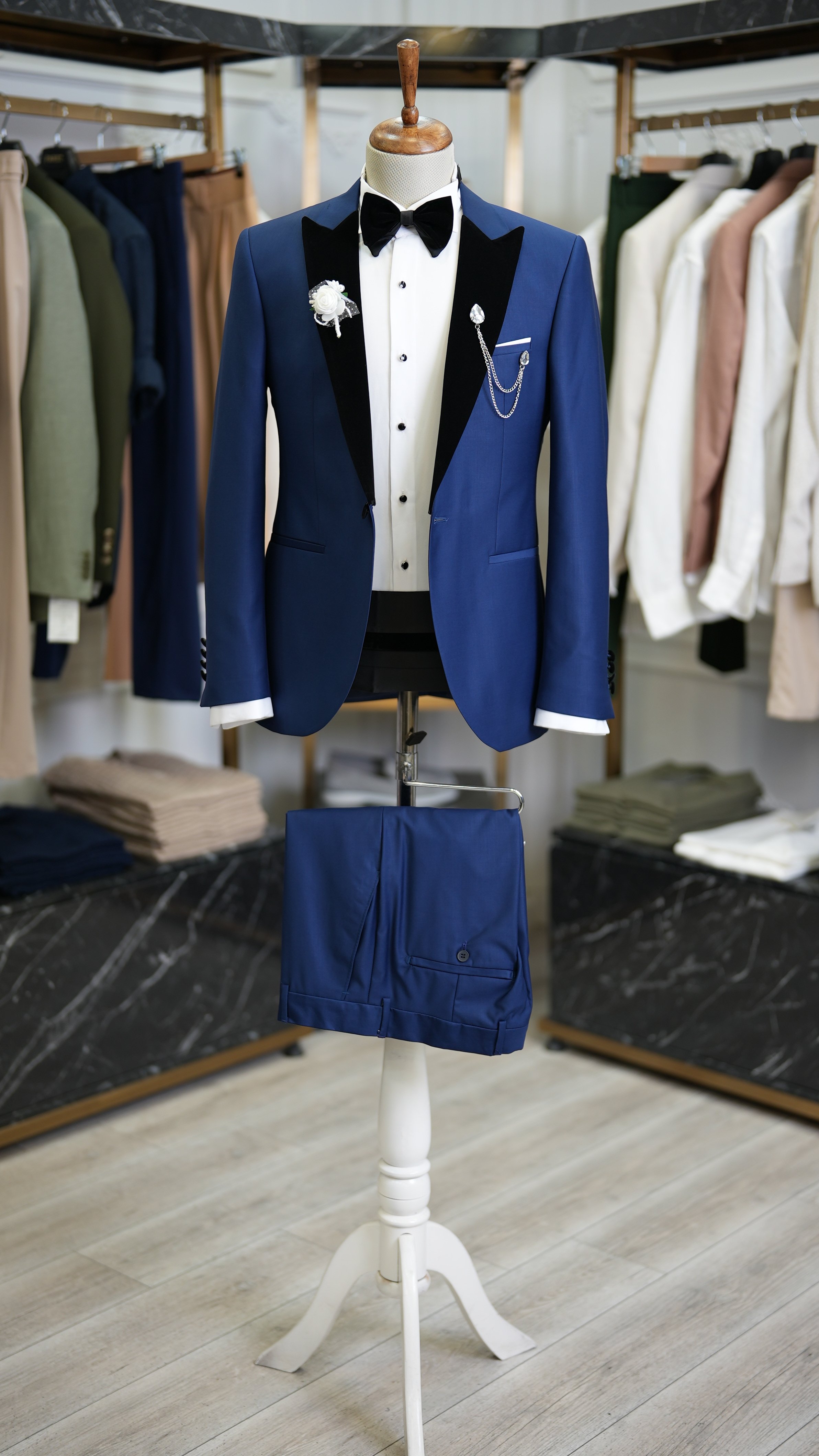 Smoking stile italiano Abito da sposo Giacca Fusciacca Pantaloni Papillon - Saks