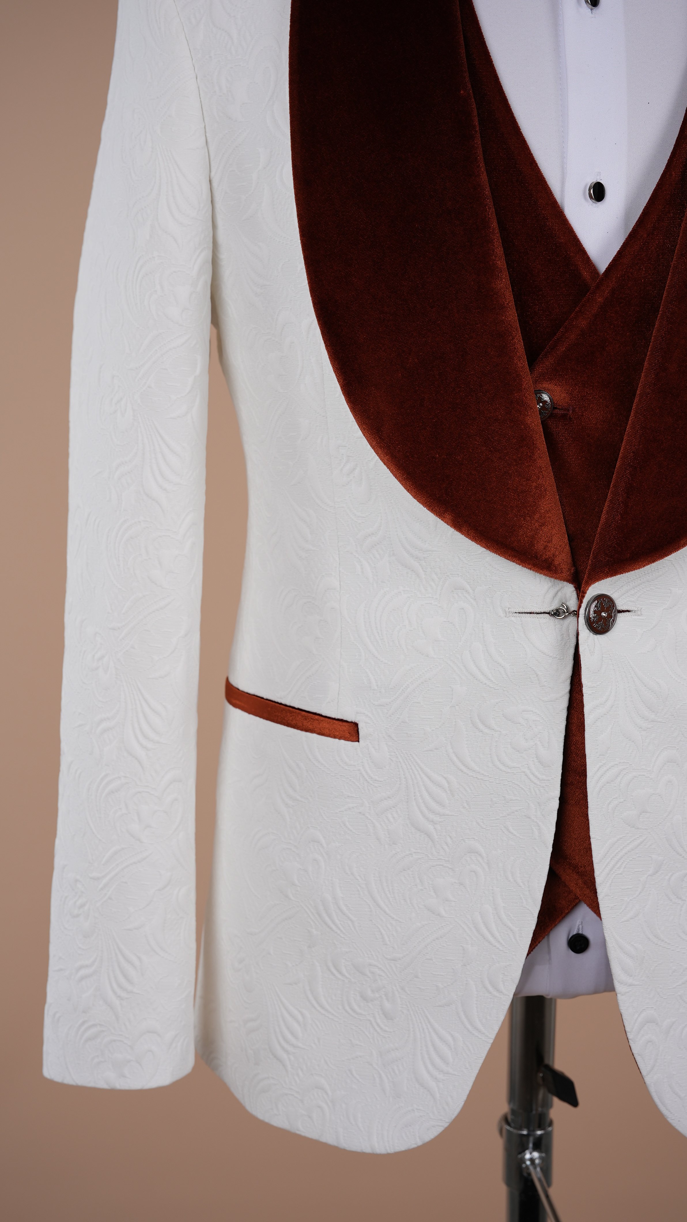 Premium Uomo Slim Fit Jacquard Fantasia Scialle Risvolto Bianco Giacca da smoking da sposo Gilet Pantaloni Papillon - Arancione