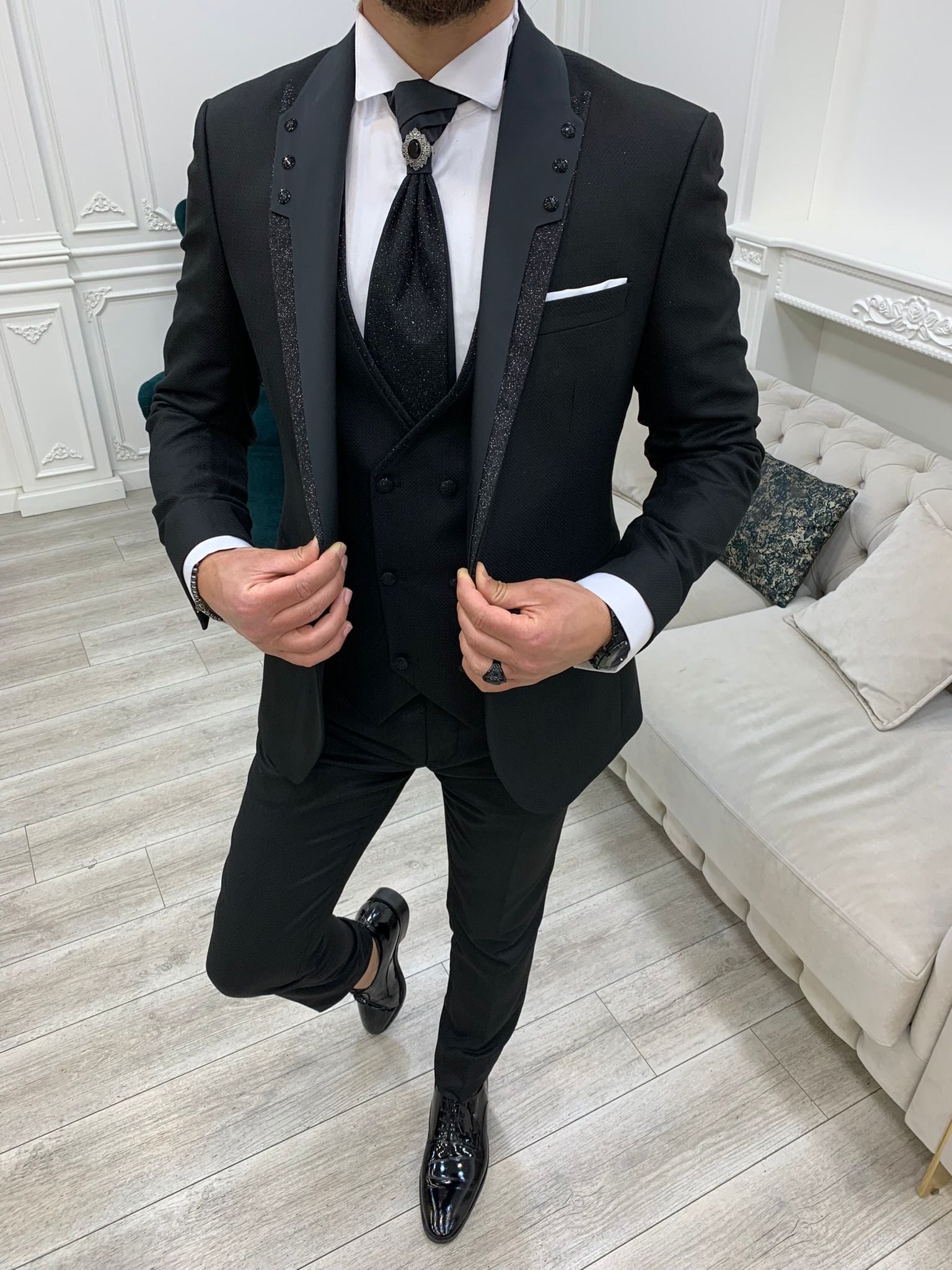 Slim Fit Smoking Bräutigam Anzug Jacke Weste Hose Krawatte – Schwarz