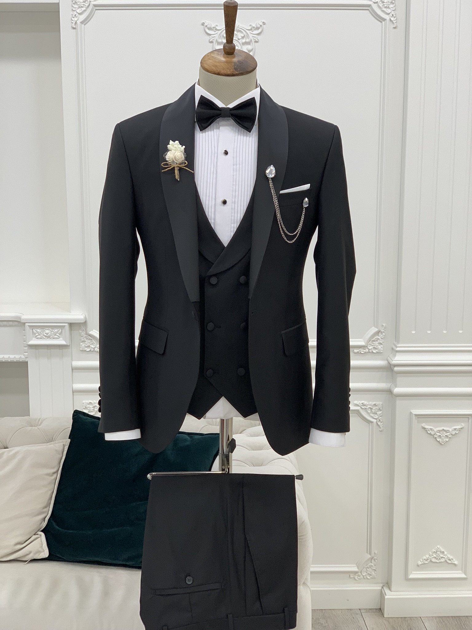 Giacca da sposo king size da smoking, gilet, pantaloni, papillon - Nero