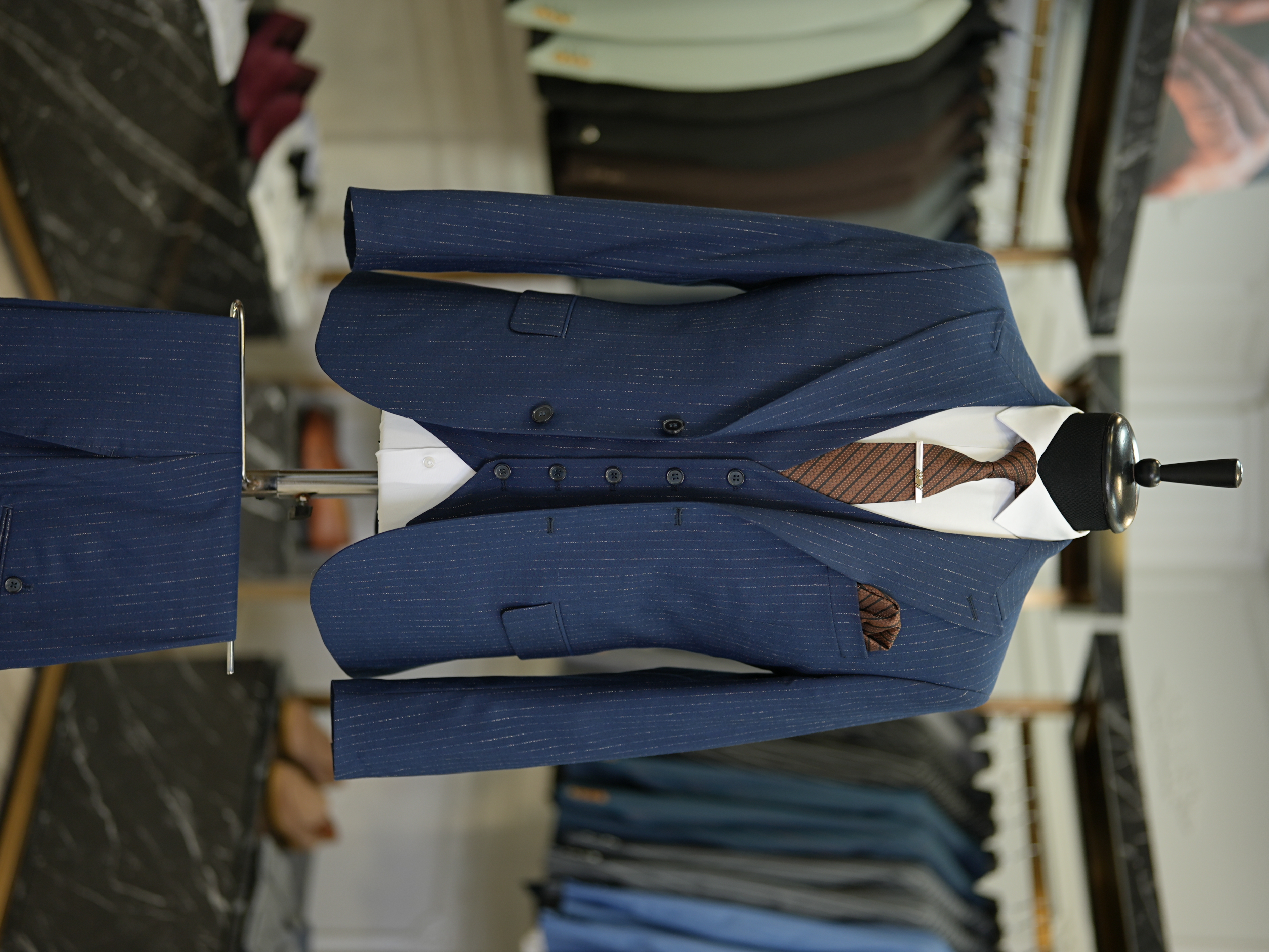 Abito da uomo a righe con colletto a rondine stile italiano giacca slim fit gilet pantaloni - scuro - blu navy