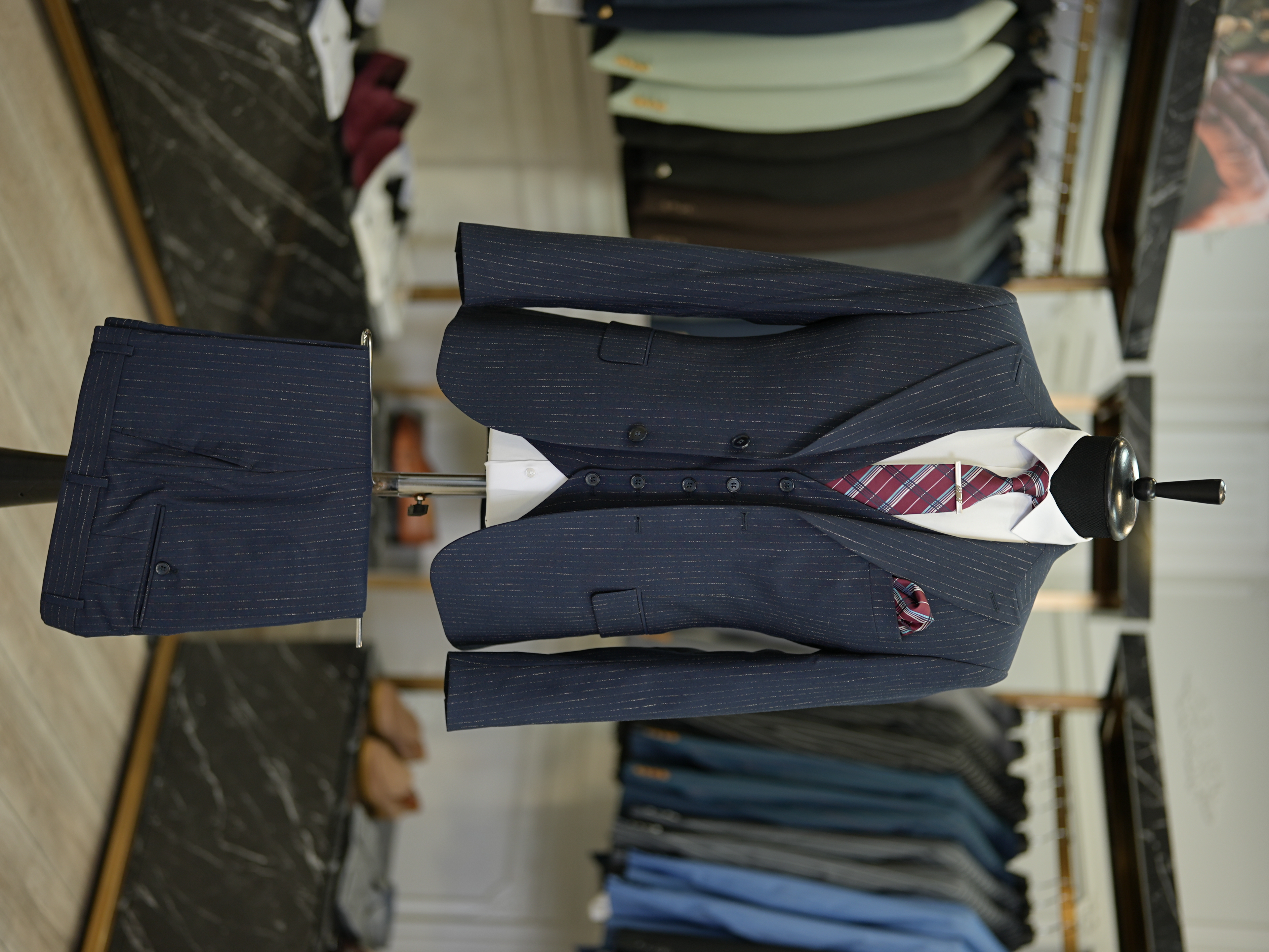 Abito da uomo a righe con colletto a rondine stile italiano giacca slim fit gilet pantaloni - Scuro - Blu navy scuro