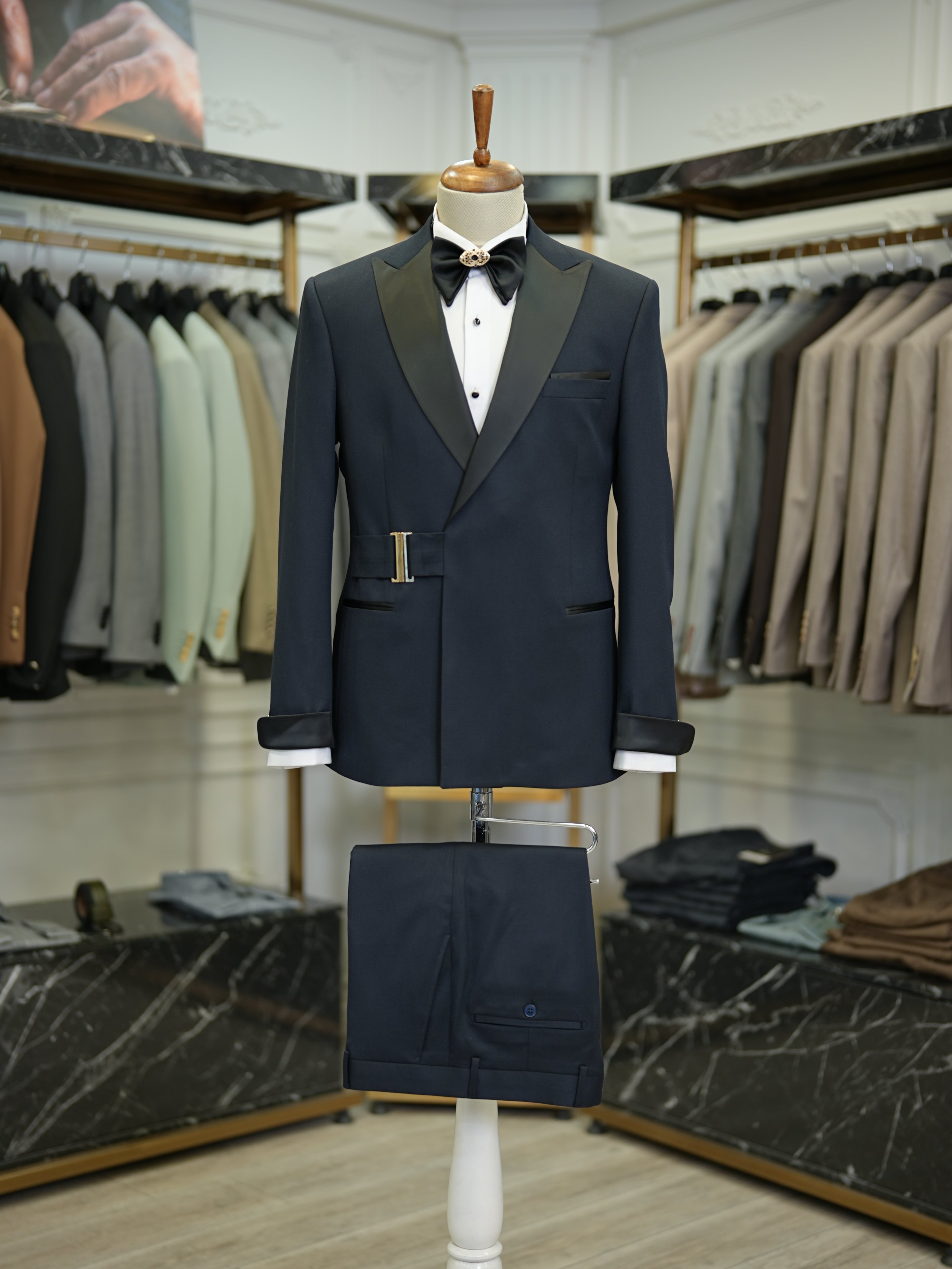 Abito da sposo smoking doppiopetto da uomo collo a rondine stile italiano pantaloni da giacca slim fit papillon - blu navy scuro