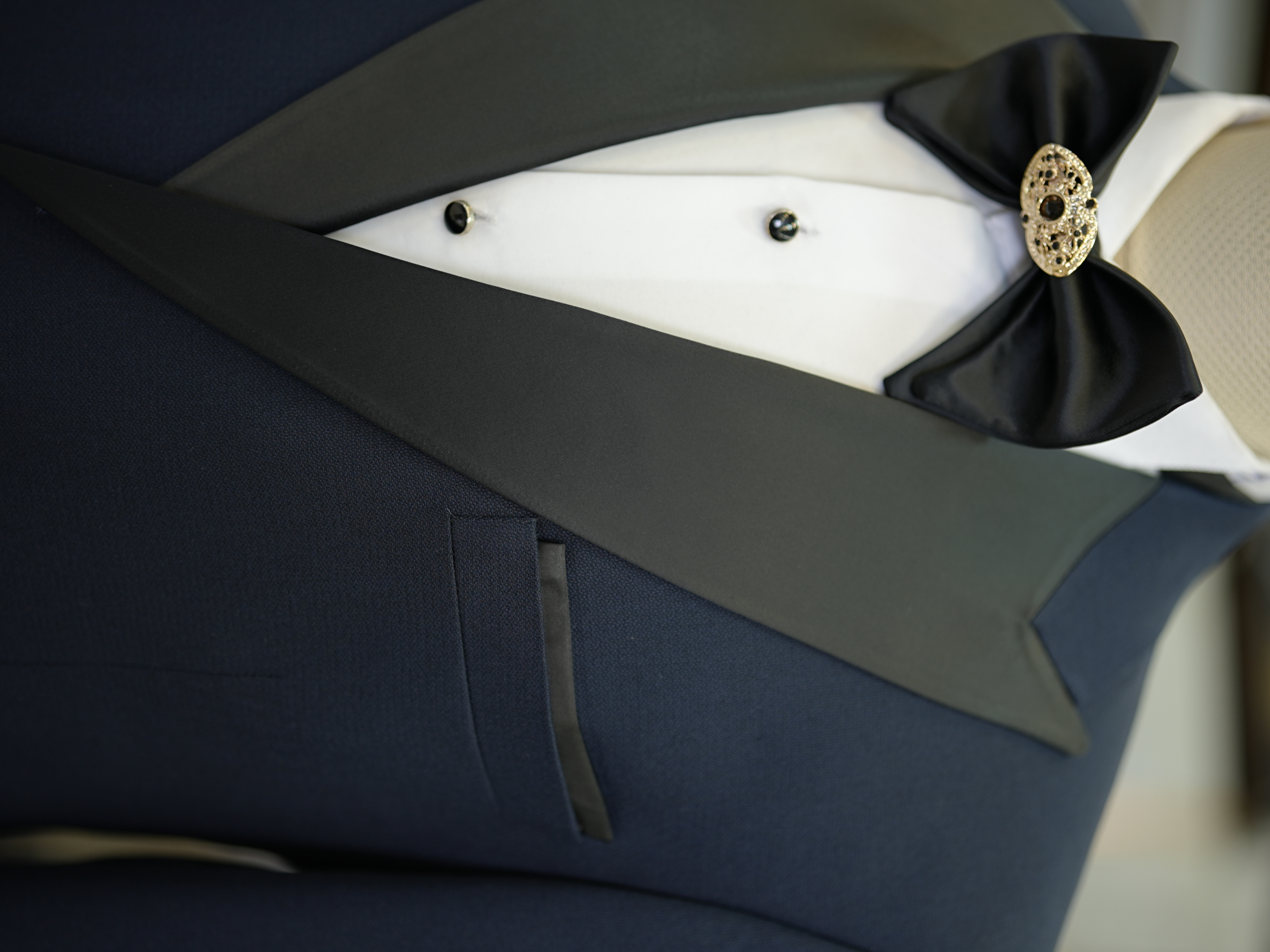 Abito da sposo smoking doppio petto da uomo collo a rondine stile italiano pantaloni da giacca slim fit papillon - blu navy