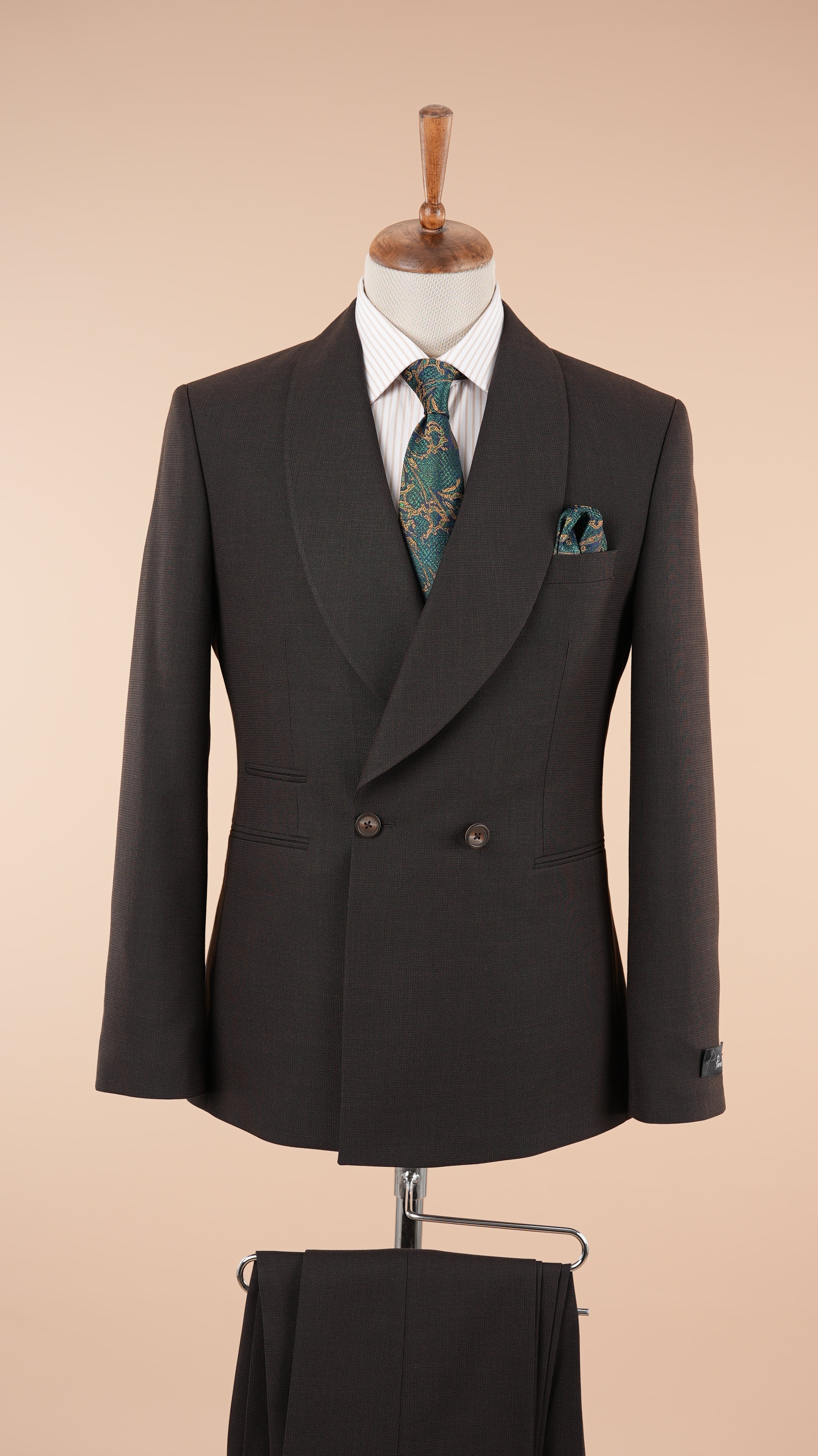 Pantaloni da giacca slim fit stile italiano con collo sciallato da uomo doppiopetto - Marrone amaro