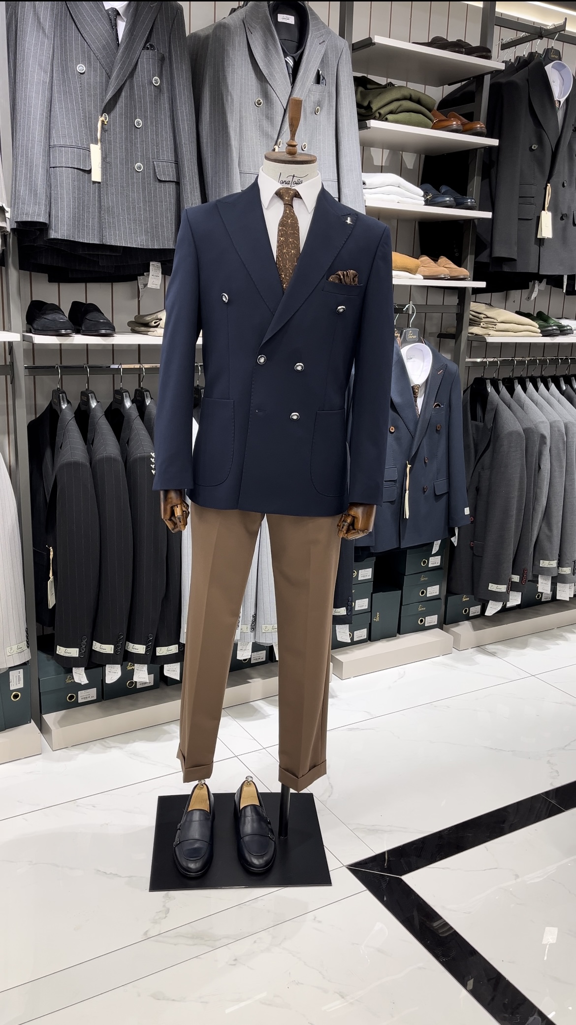 Erkek Premium İtalyan Stil Slim Fit Erkek Punto Dikişli Torba Cepli Yarım Astarlı Kruvaze Ceket - Lacivert