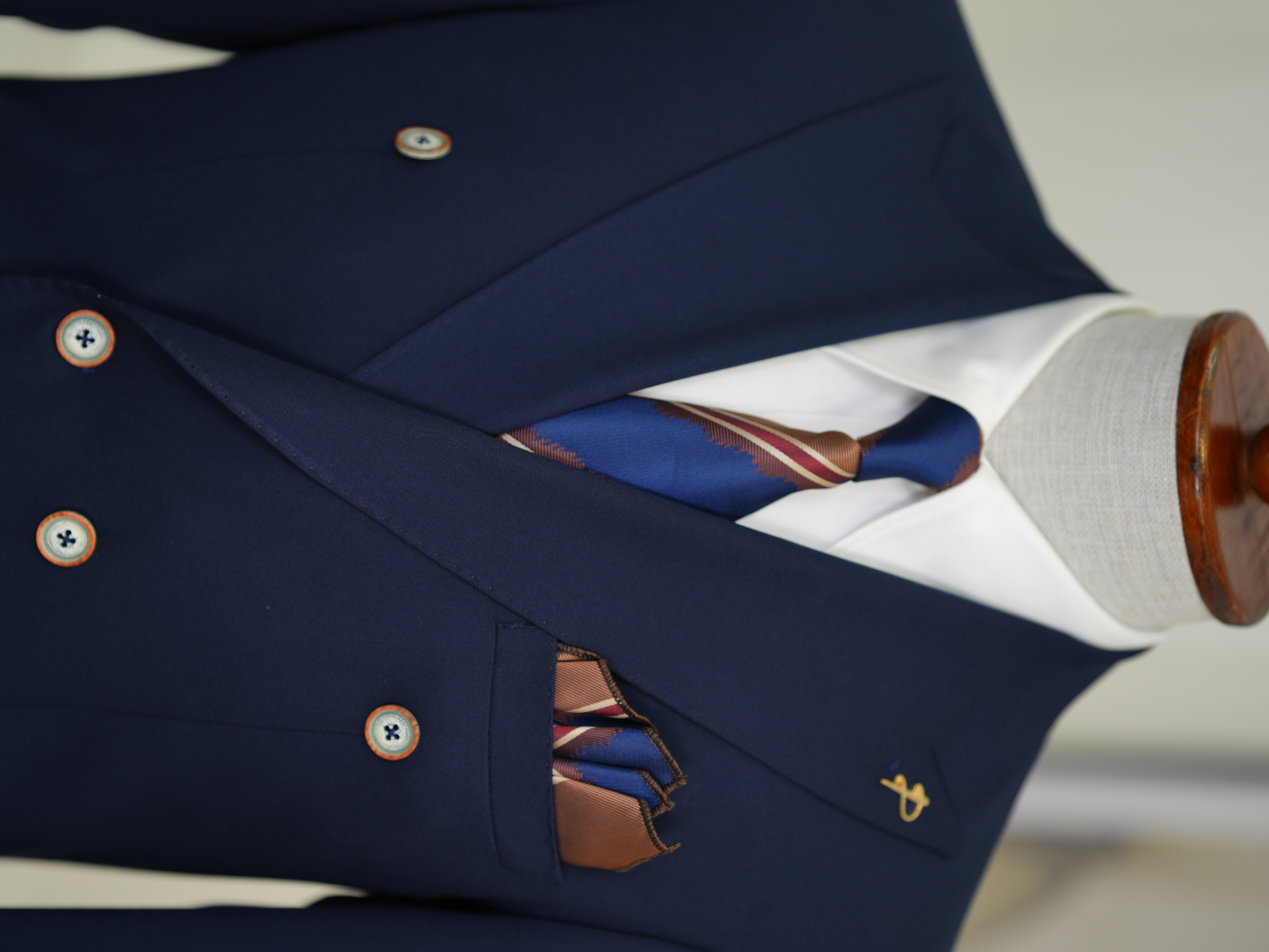 Erkek Premium İtalyan Stil Slim Fit Erkek Punto Dikişli Torba Cepli Yarım Astarlı Kruvaze Ceket-Lacivert