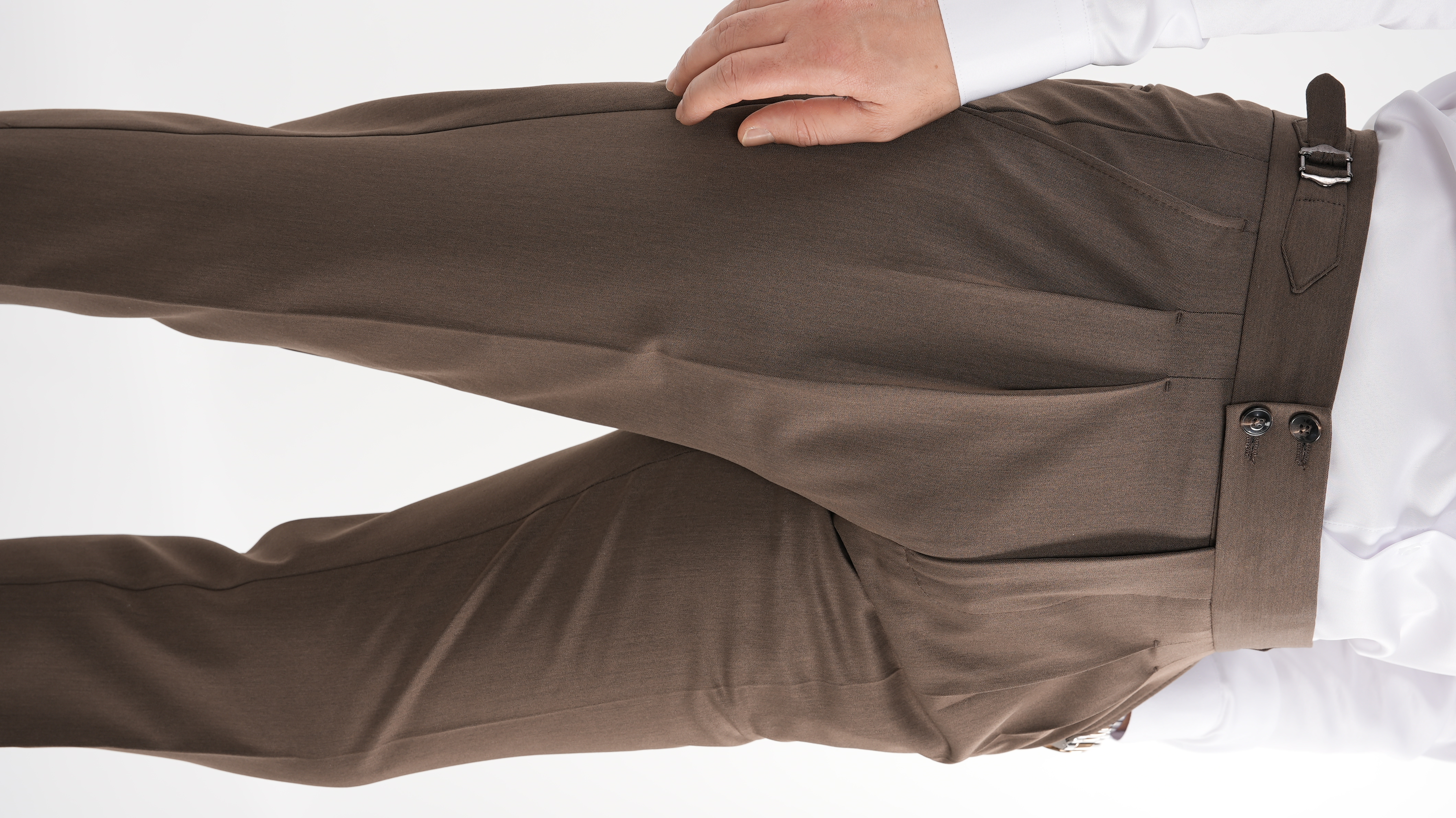 Erkek Regular Fit Yüksek Bel Piliseli-Tokalı Kumaş Pantolon - Sütlü Kahve