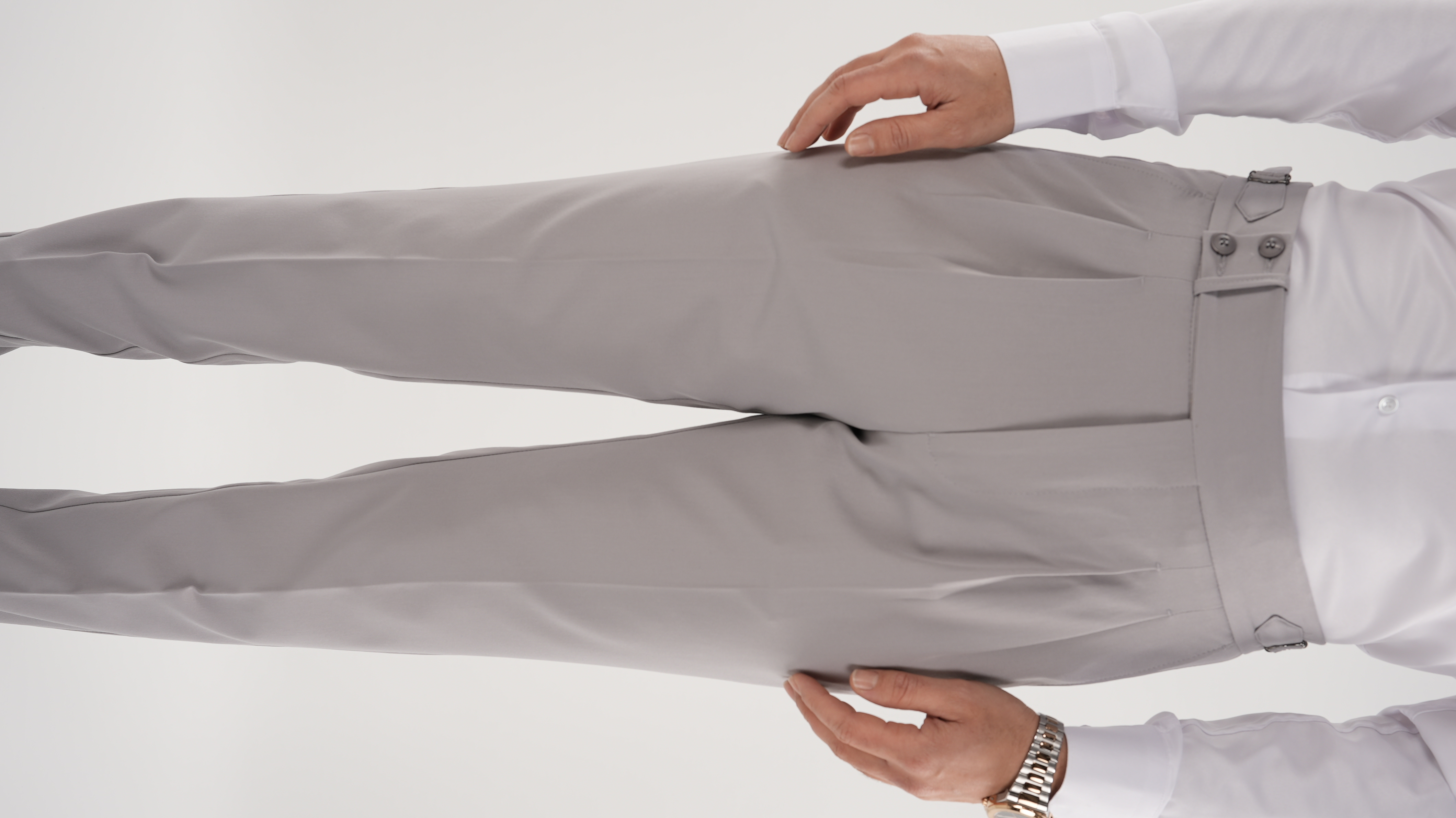 Erkek Regular Fit Yüksek Bel Piliseli Tokalı Kumaş Pantolon - Acık Gri