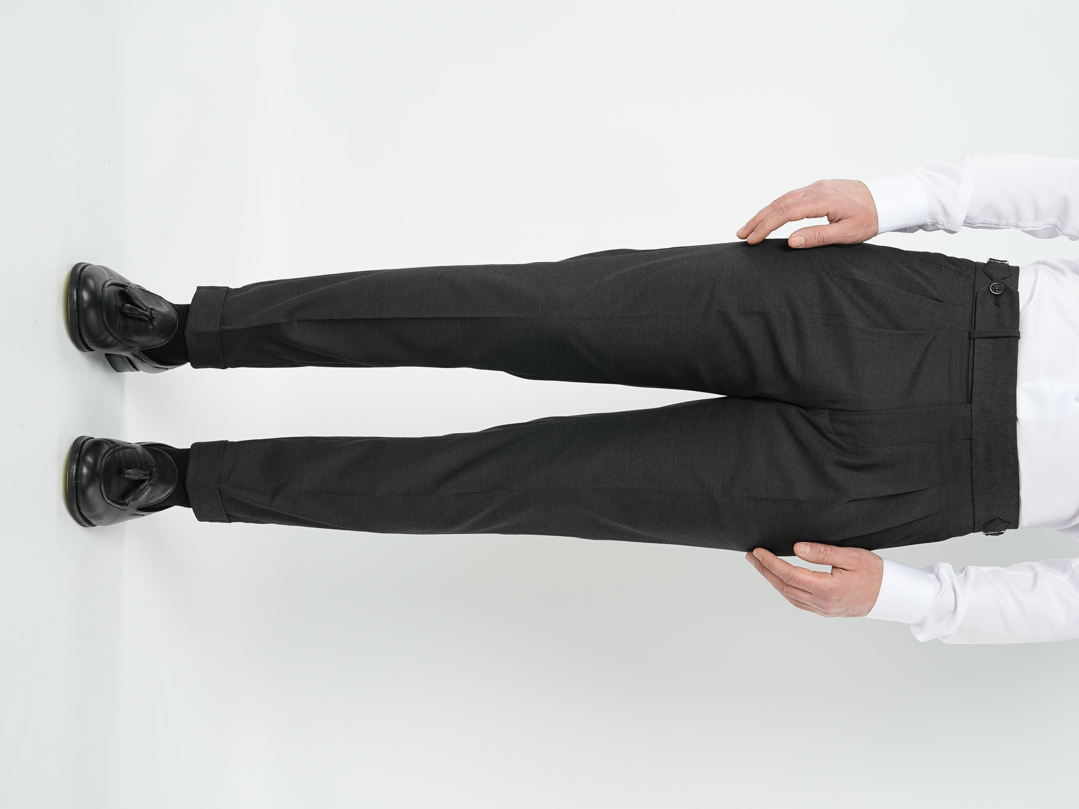 Erkek Slim Fit Yüksek Bel Duble Paça Tokalı  Piliseli Kumaş Pantolon-Füme