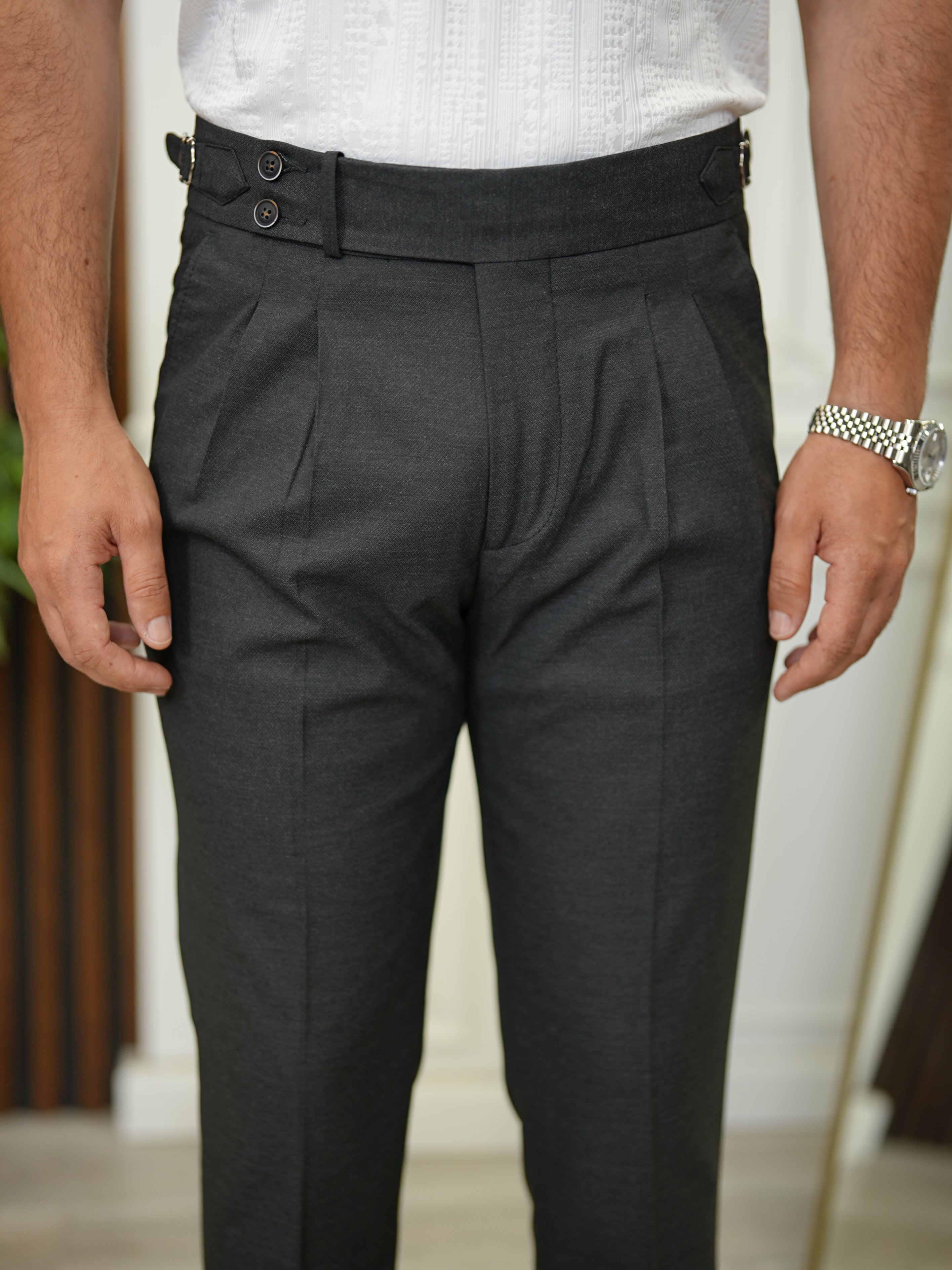 Erkek Slim Fit Yüksek Bel Duble Paça Tokalı  Piliseli Kumaş Pantolon - Füme