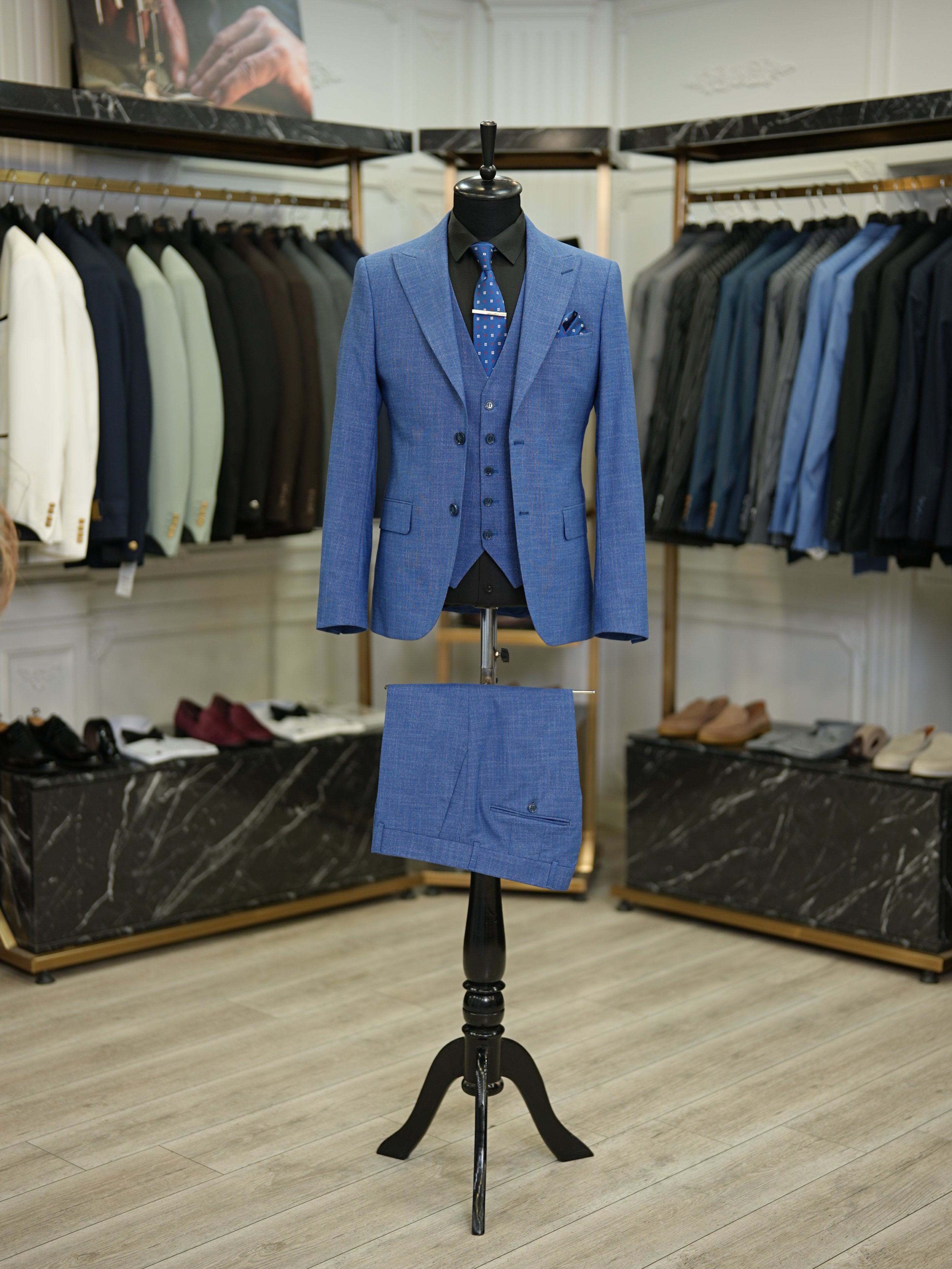 Abito da uomo con collo a rondine stile italiano giacca slim fit gilet pantaloni - Blu - Blu