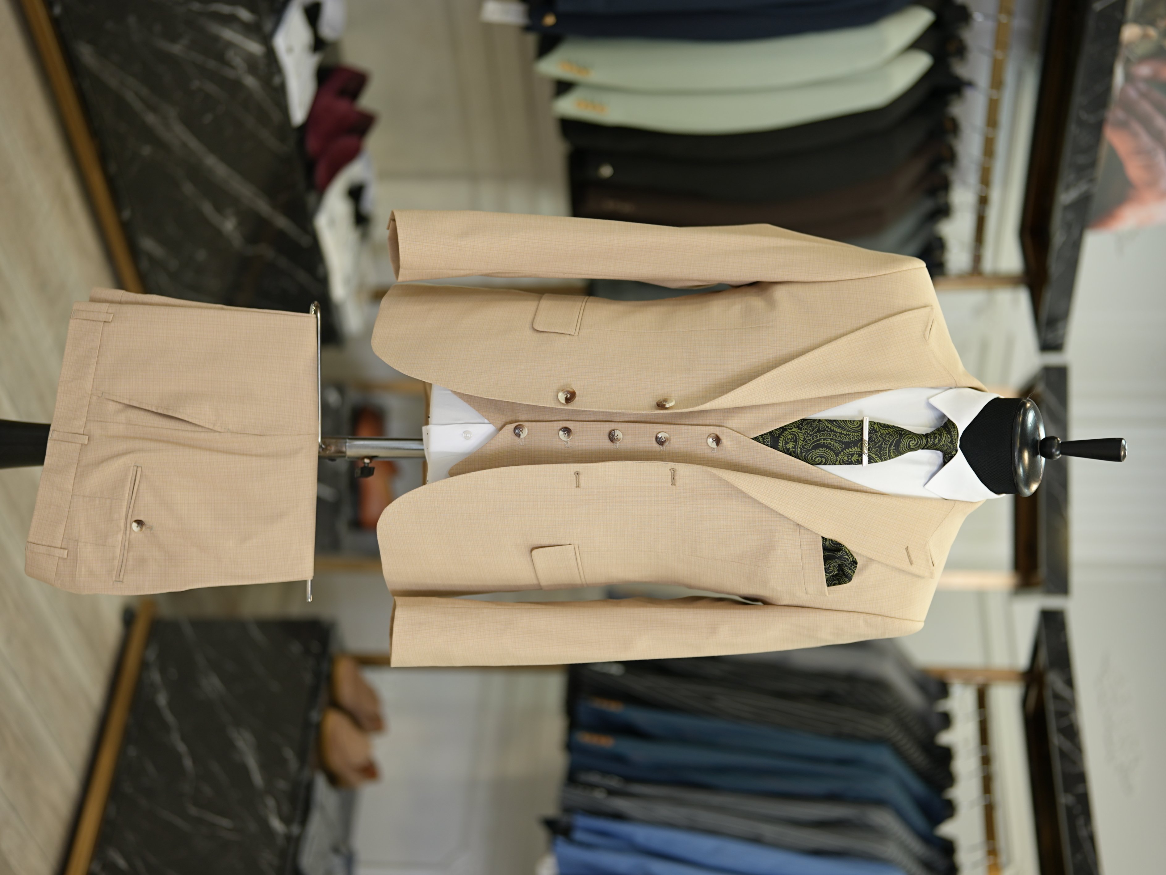 Abito da uomo collo a rondine stile italiano giacca slim fit gilet pantaloni - caffè latte