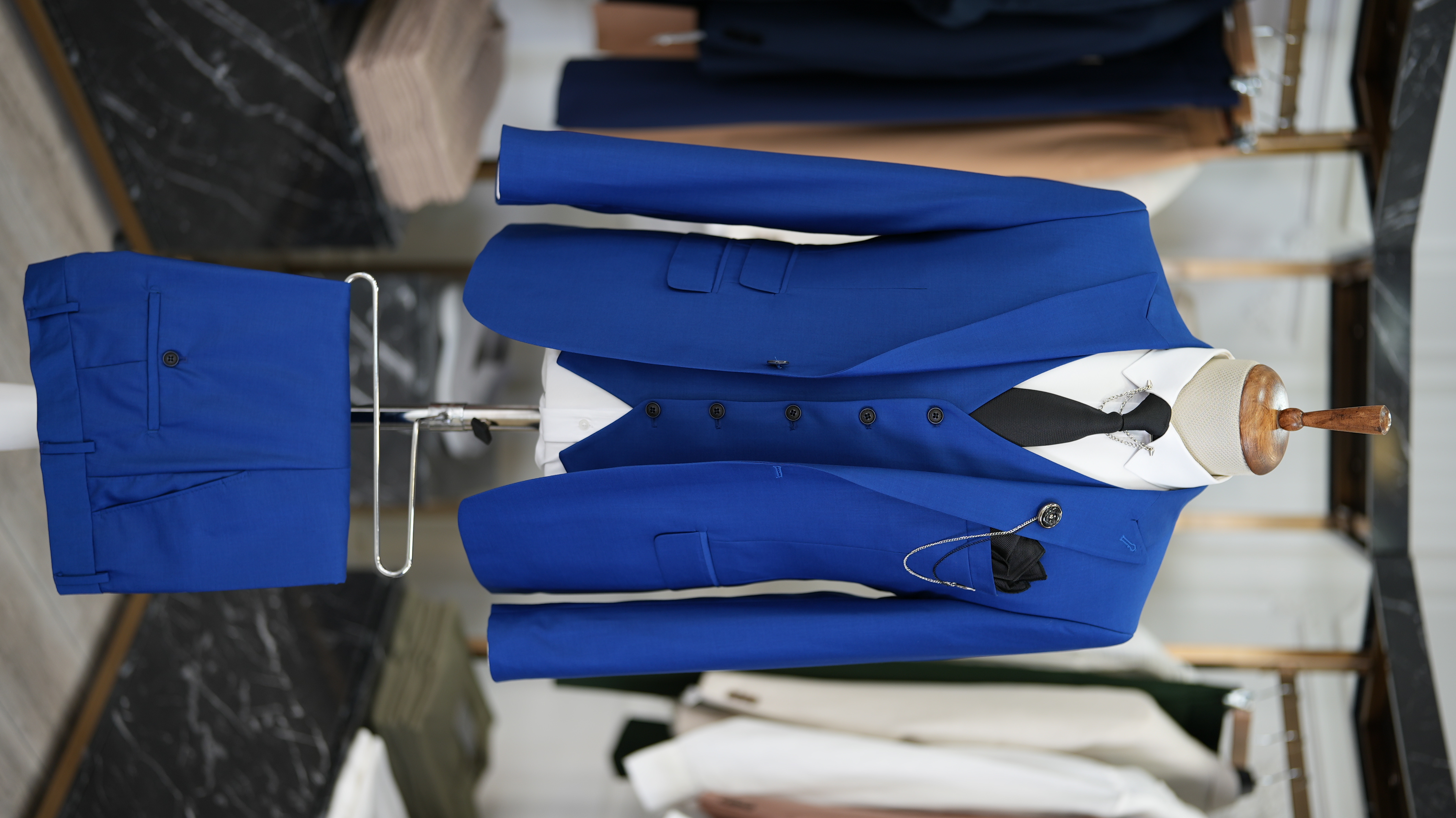 Giacca da abito da uomo slim fit, gilet, pantaloni - Saks
