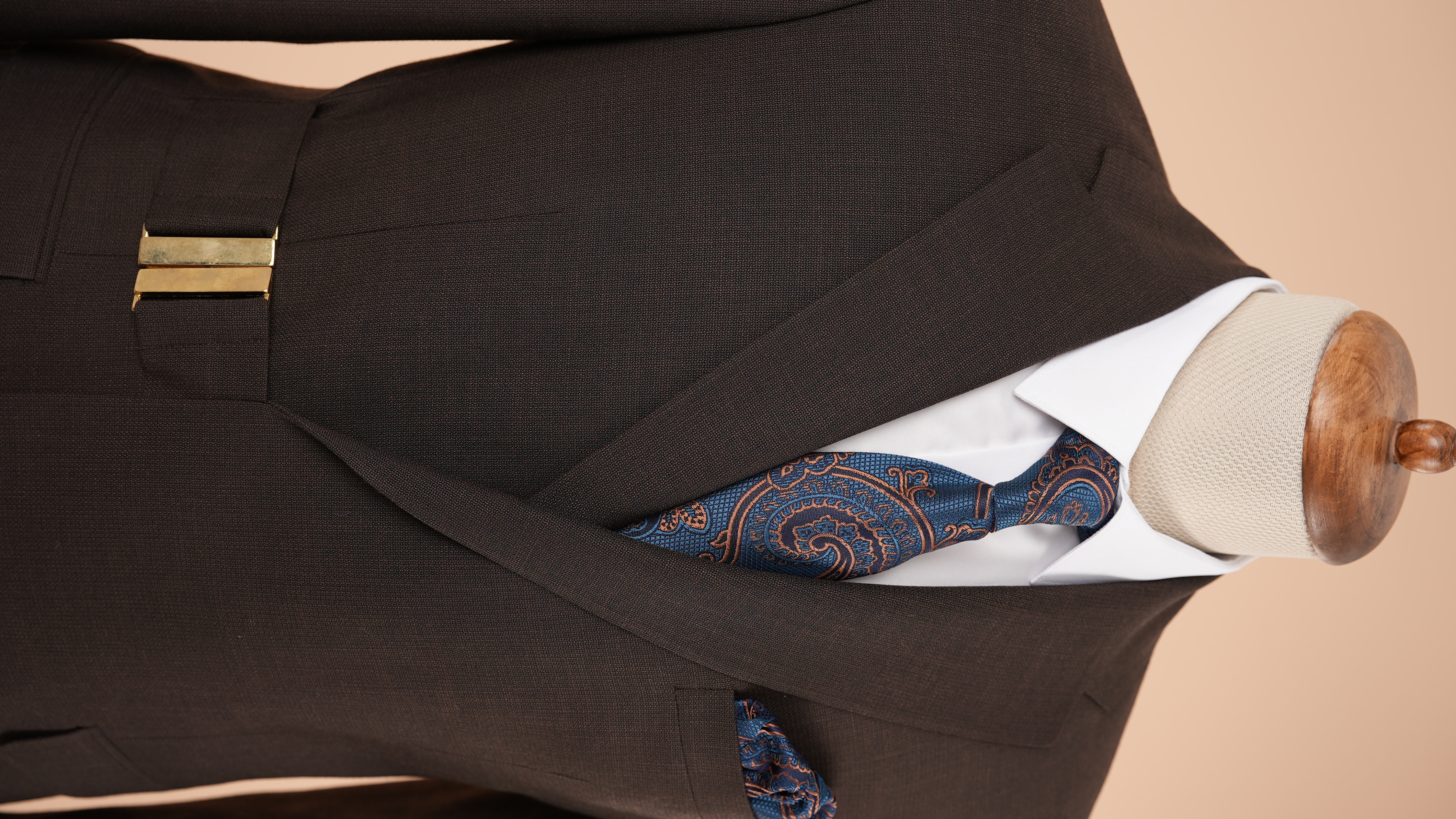 Pantaloni da giacca slim fit stile italiano con fibbia doppiopetto da uomo - Marrone amaro