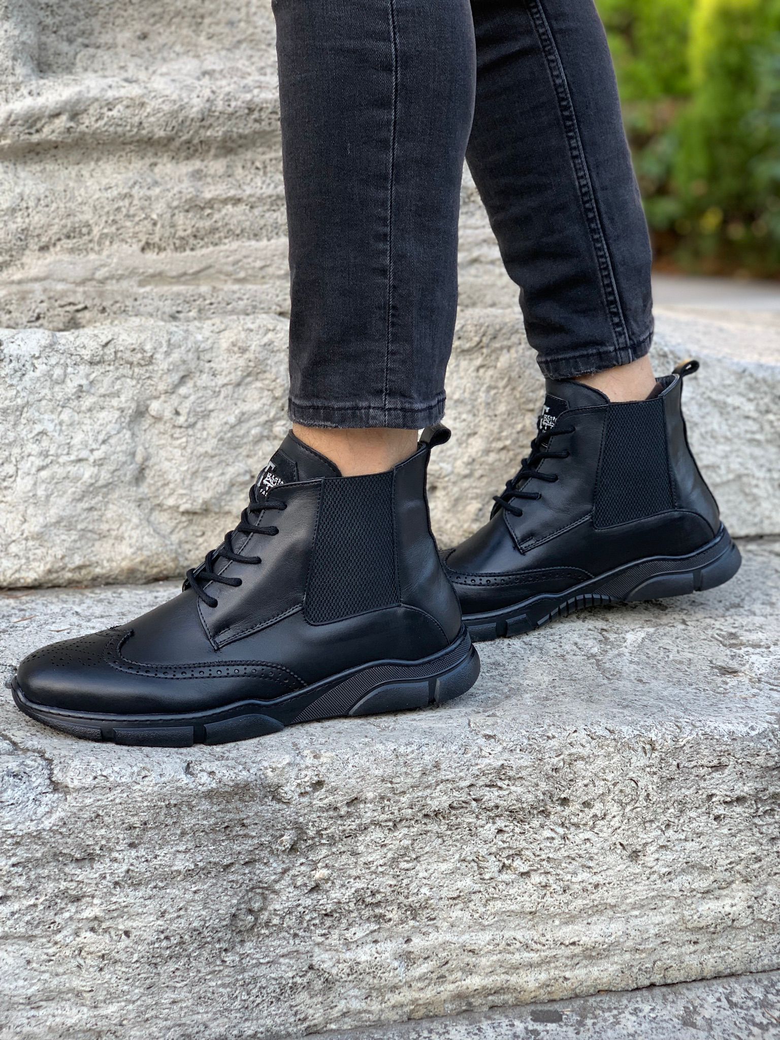 Hakiki Deri Bağcıklı Bot-Siyah