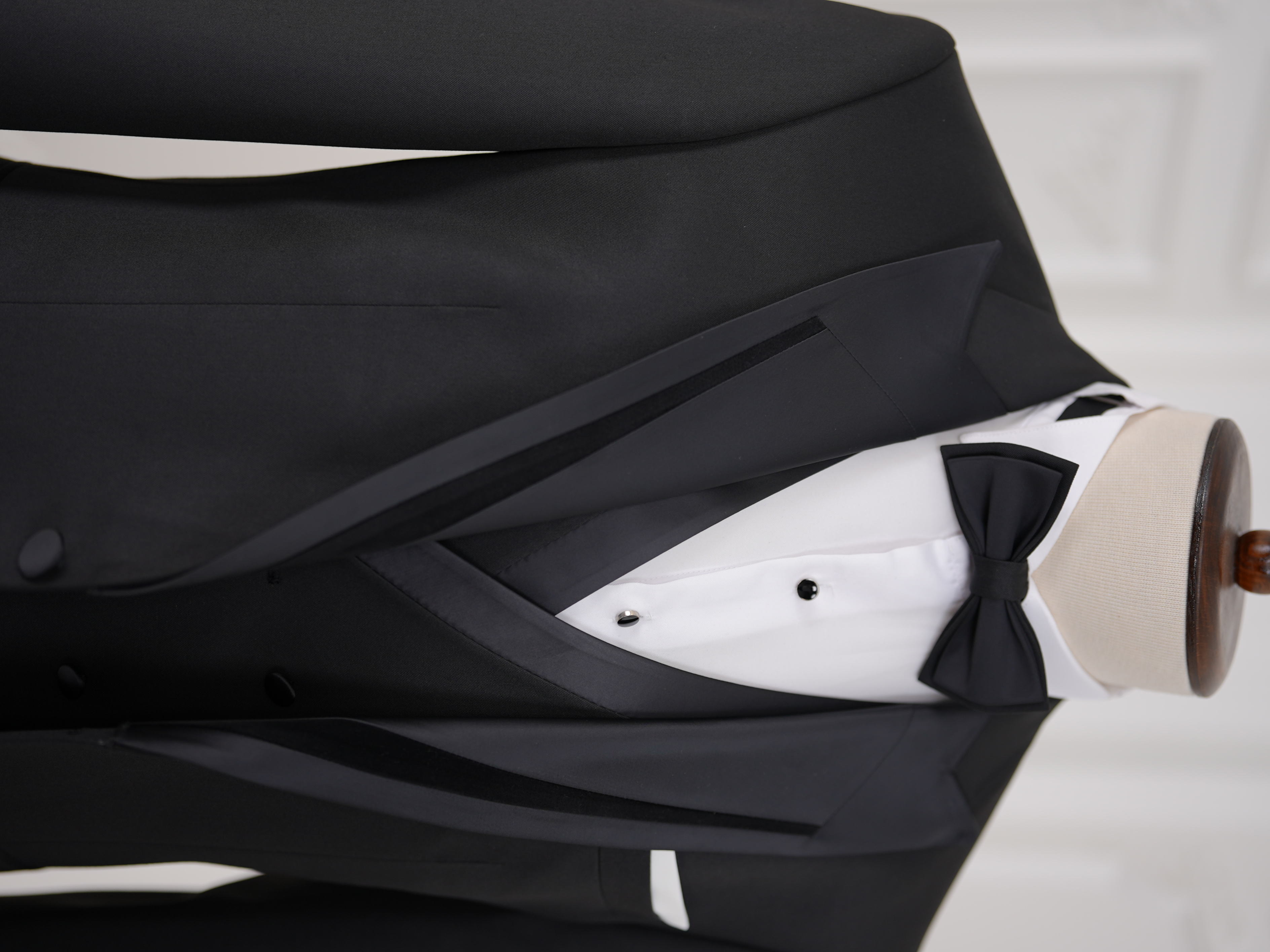 İtalyan Stil Slim Fit Sivri Yaka Ceket Yelek Pantolon Papyon Damatlık Smokin - Siyah