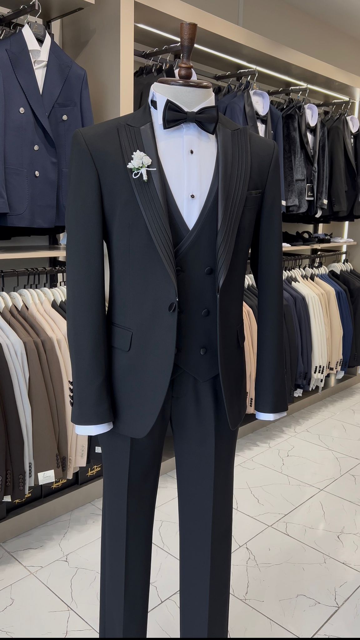 İtalyan Stil Slim Fit Sivri Yaka Ceket Yelek Pantolon Damatlık Smokin - Siyah