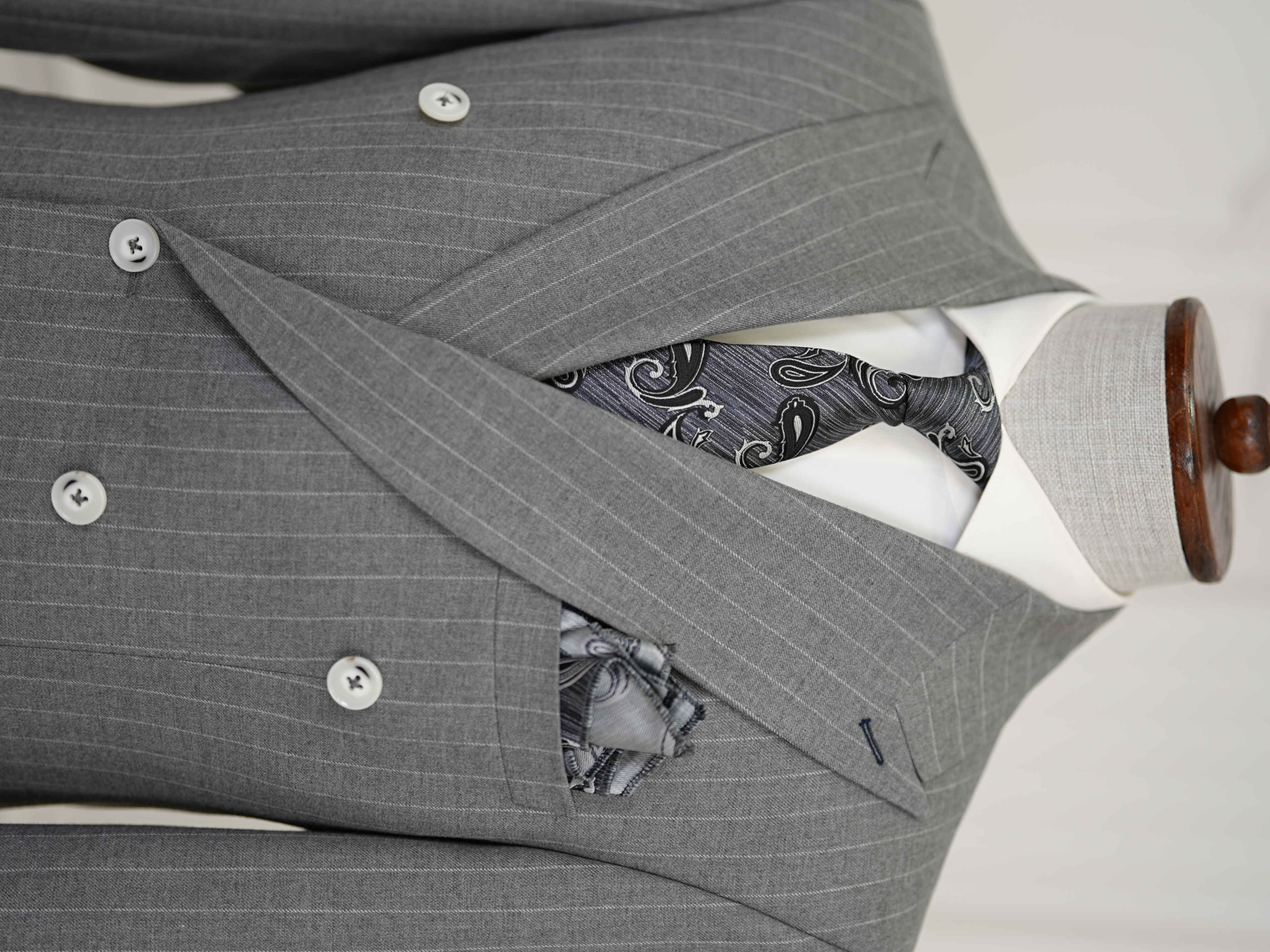 Premium Erkek Slim Fit İtalyan Stil Çizgili Kruvaze Takım Elbise - Gri