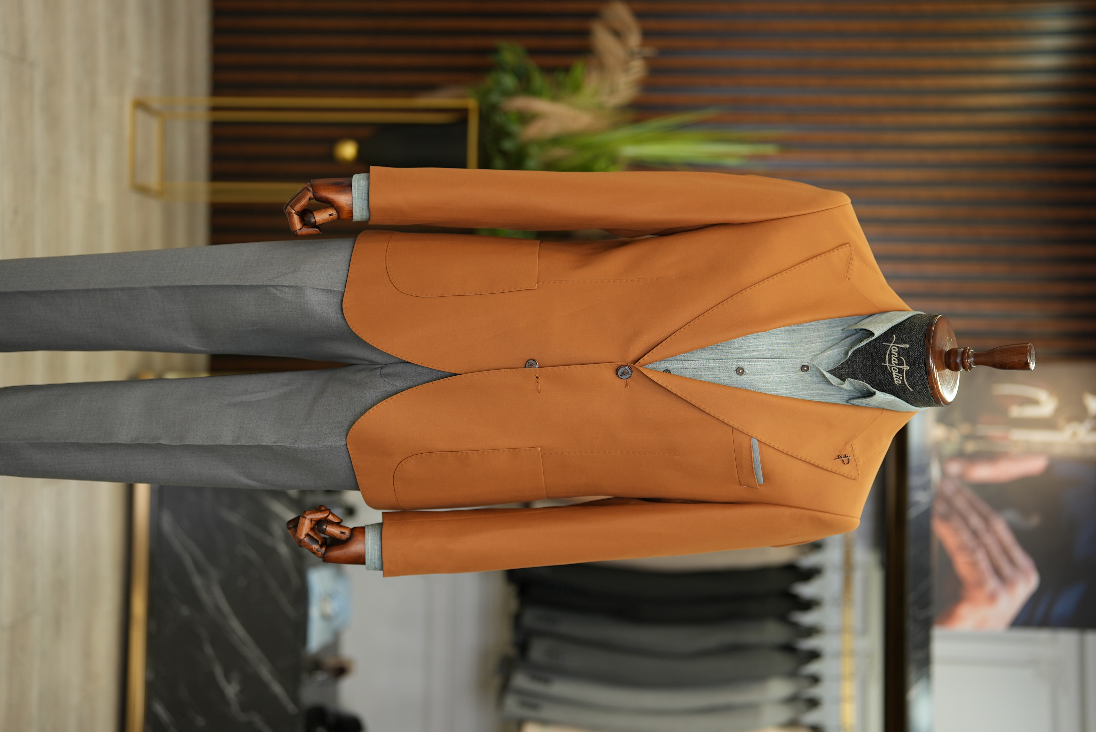 Pantaloni da giacca con tasca e tuta da uomo premium con cuciture a punto - Senape