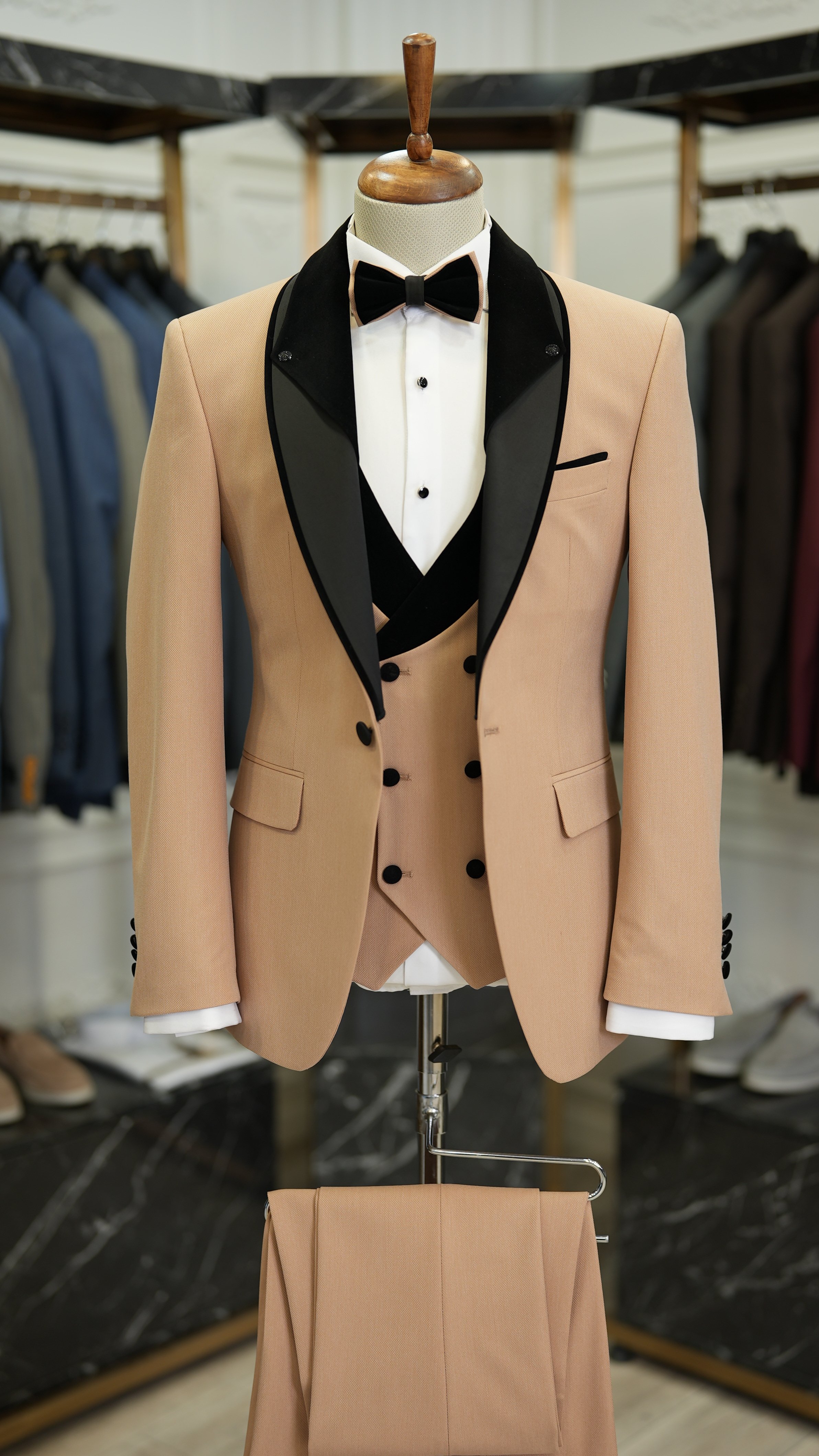 Slim Fit Damatlık Smokin Ceket Yelek Pantolon Papyon-Krem