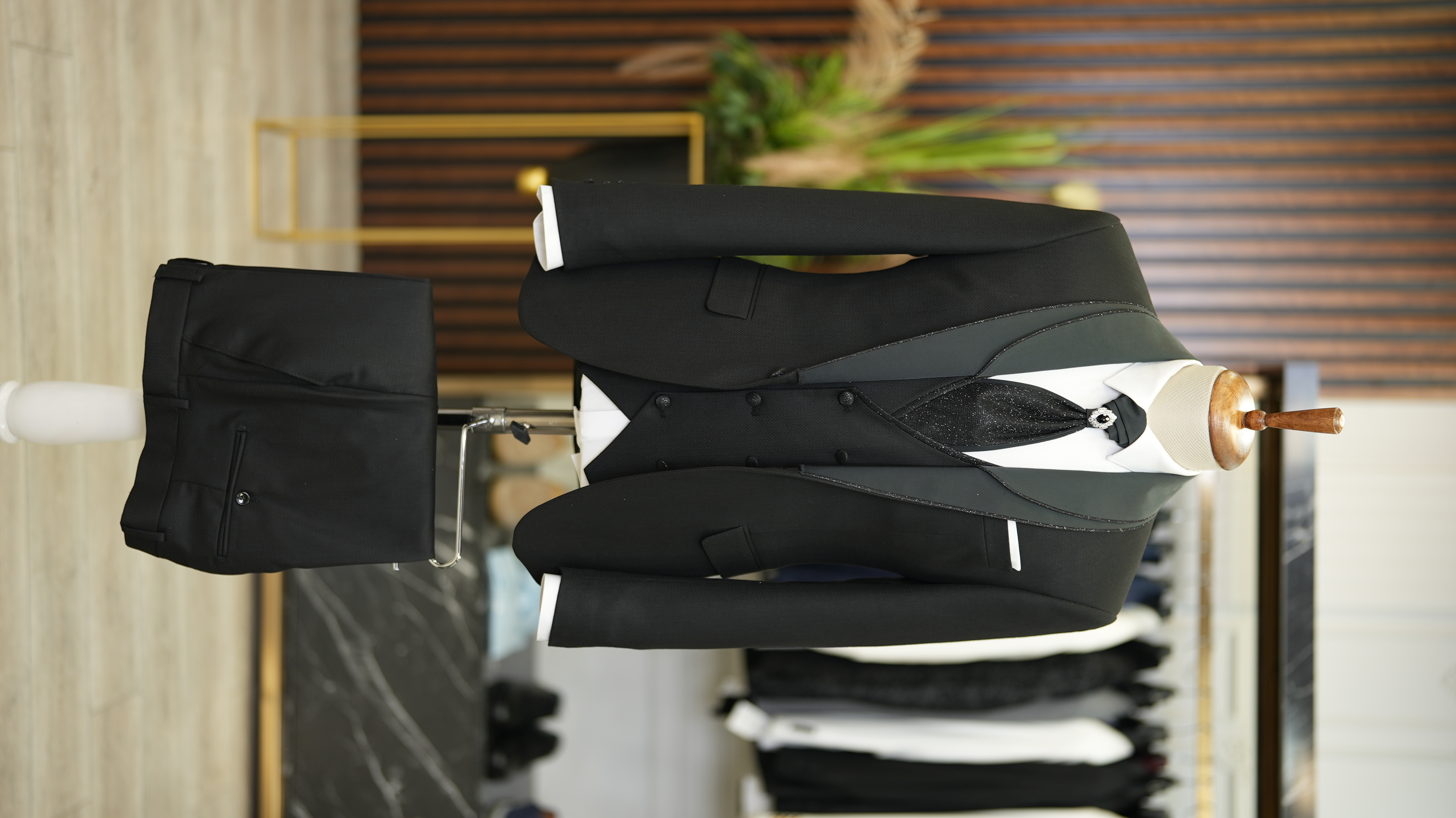 Giacca da sposo da smoking slim fit, giacca, gilet, pantaloni, cravatta - Nero