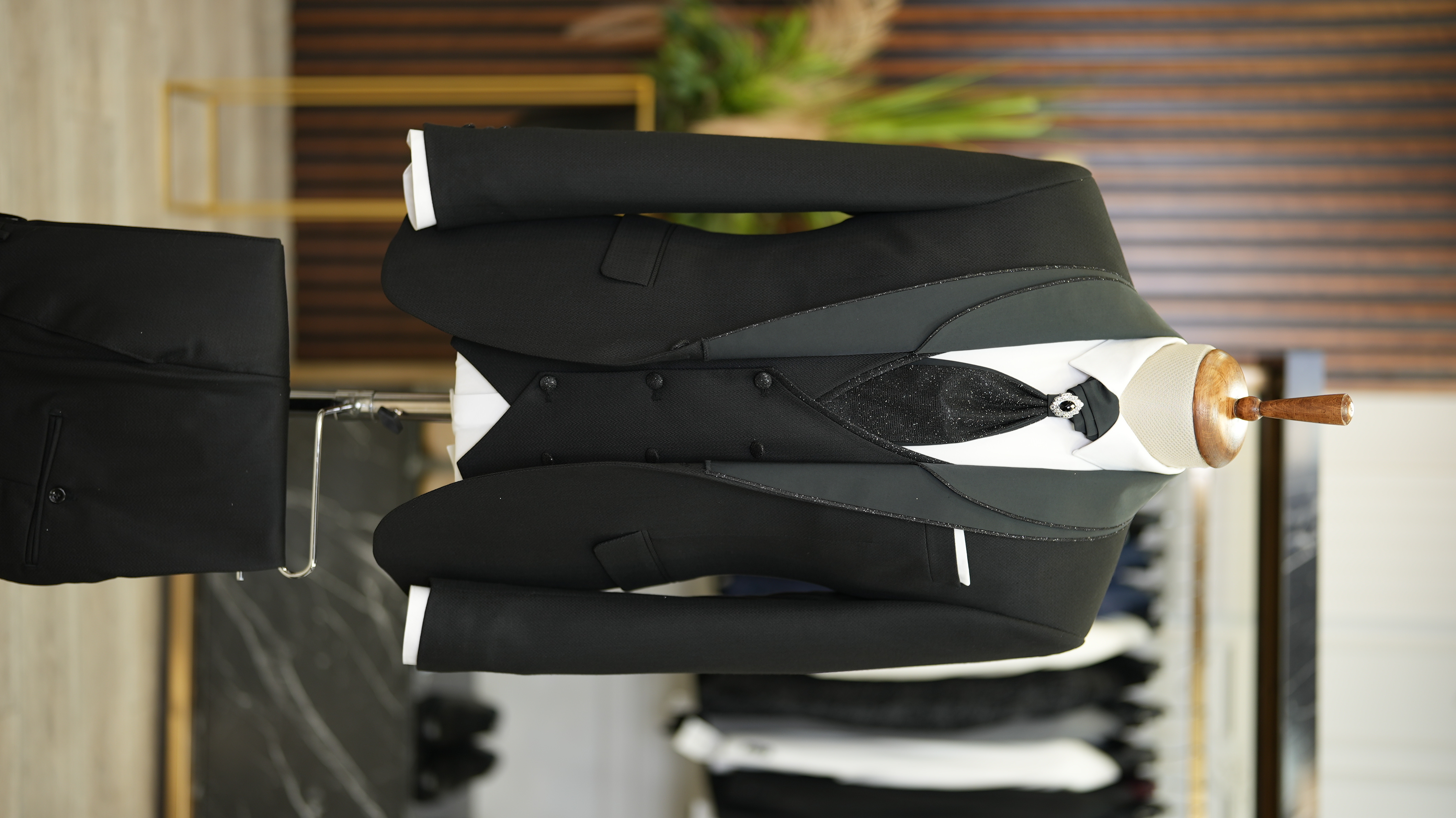 Giacca da sposo da smoking slim fit, giacca, gilet, pantaloni, cravatta - Nero