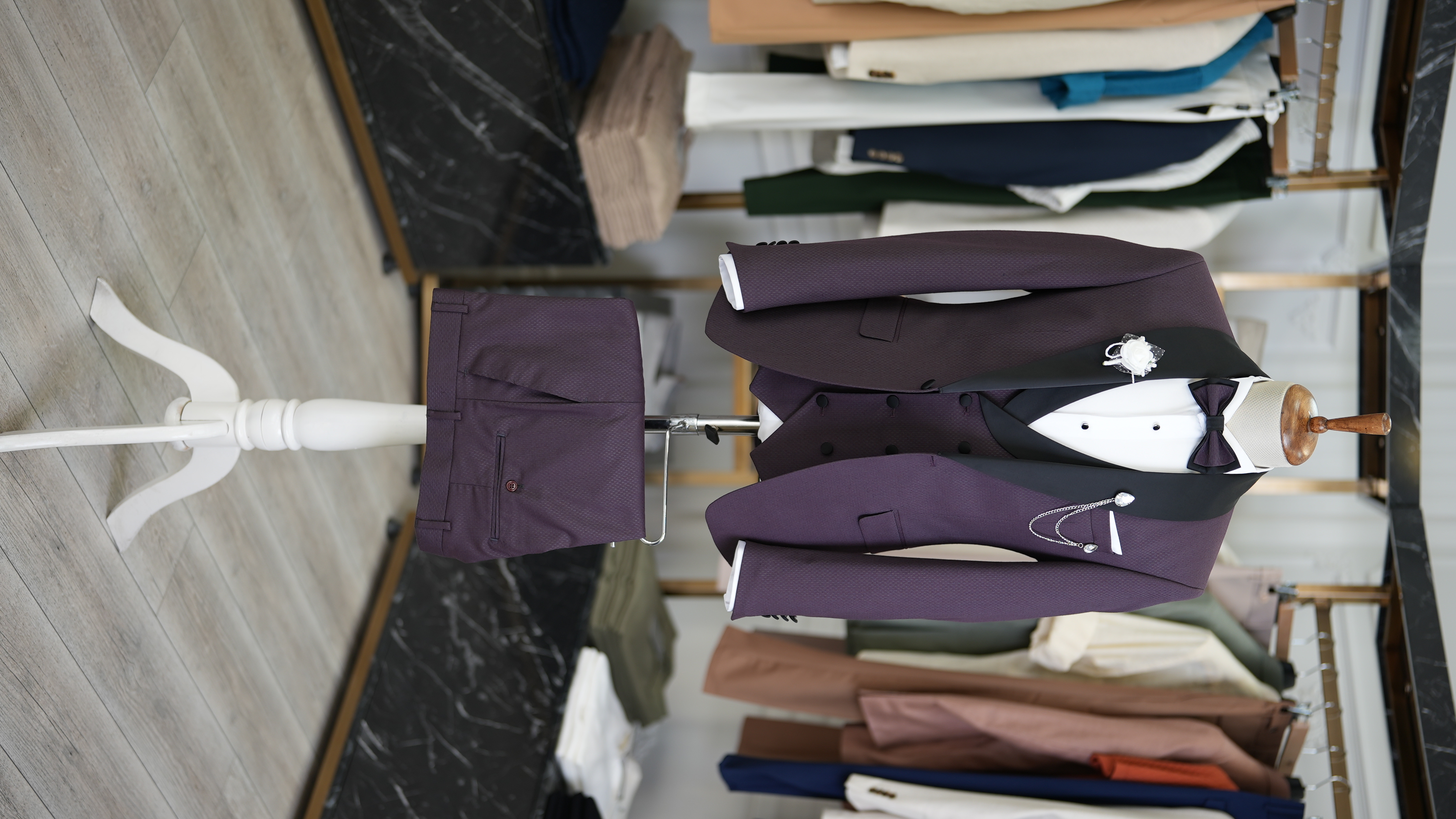 Giacca da sposo da smoking slim fit, gilet, pantaloni, papillon - Viola
