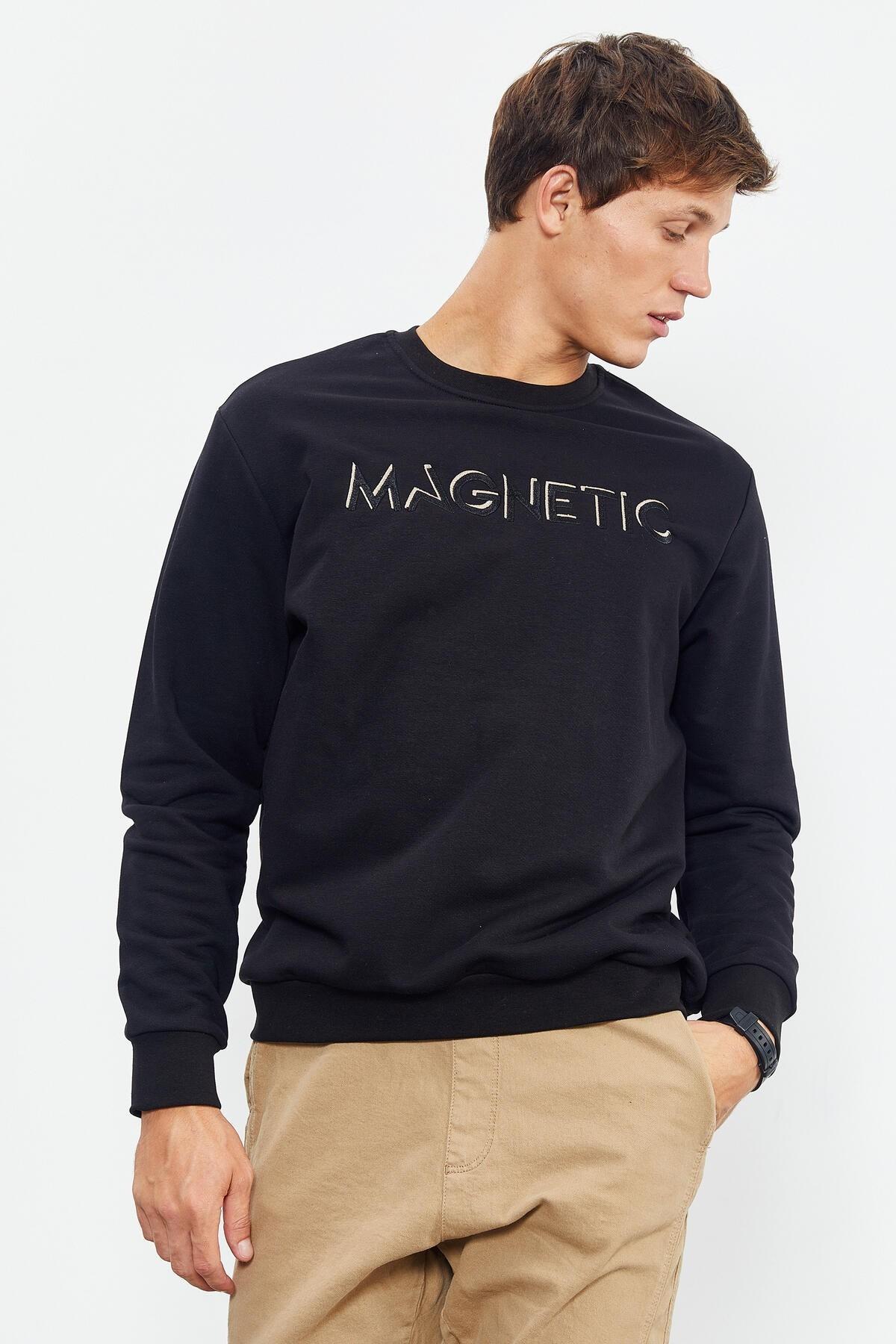 Yazı Nakışlı O Yaka Rahat Form Erkek Sweatshirt - 88020