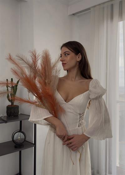 Balenli Transparan Detaylı Vintage  Ekru Elbise