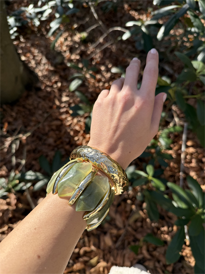 Gaia Leaf Cuff