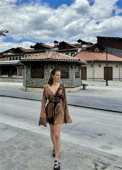 Liana Sırt Dekolteli Etnik Desenli Mini İpek Elbise 