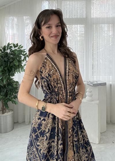 Liera Lacivert  İpek Sırt Dekolteli Nakışlı Elbise