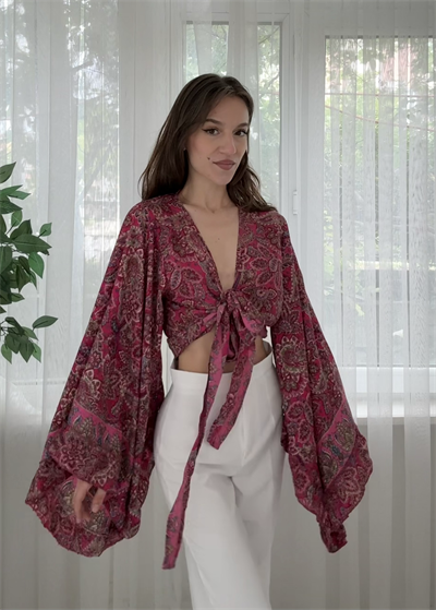 Lumiera İthal Etnik Desen Kelebek Kol Fuşya Bolero