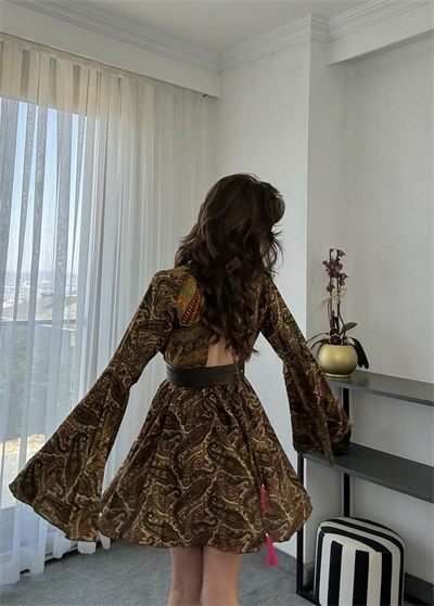 Liana Haki Şal Desenli Mini Sırt Dekolteli İpek Elbise