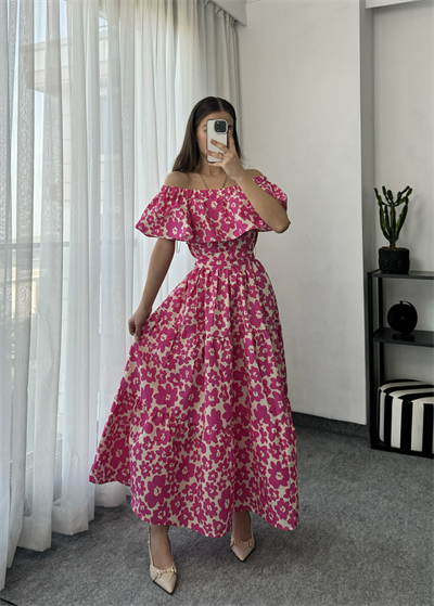 Sleed Madonna Yaka Pembe Midi Kuşaklı Elbise 