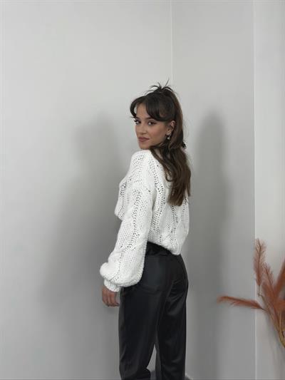 Örme Beyaz Kazak 