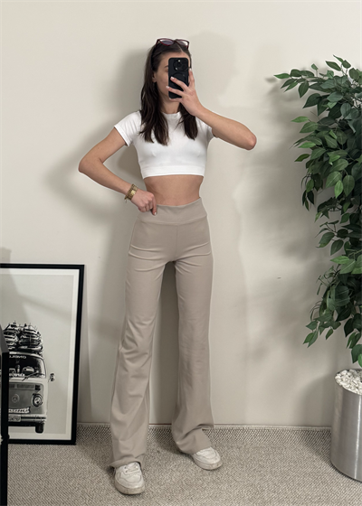 Oysh Model Bol Paça Ekru Tayt
