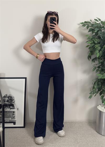 Oysh Model Bol Paça Lacivert Tayt