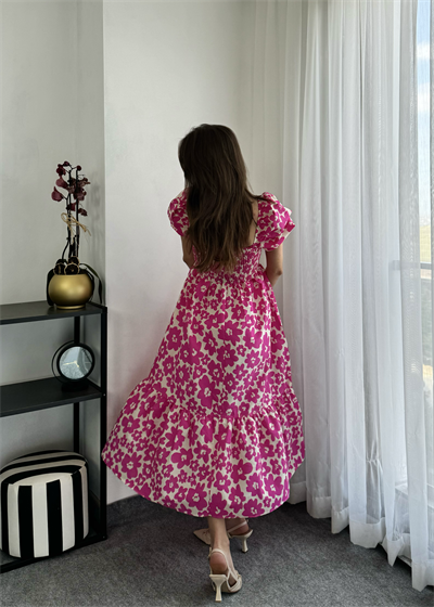 Pembe Desenli Midi Gipeli Elbise