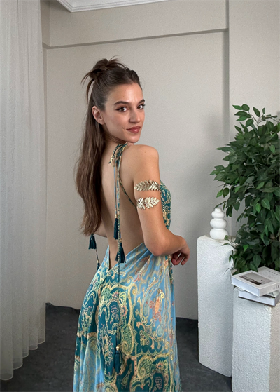 Ravena Etnik Desen Sırt Dekolteli Asimetrik Elbise