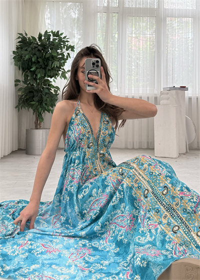Valeria İthal Etnik Desen Sırt Dekolteli Turkuaz Nakış Detaylı İpek Elbise 