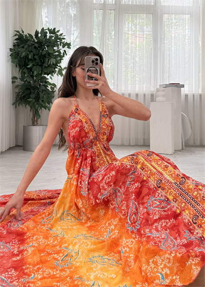 Valeria İthal Etnik Desen Sırt Dekolteli Turuncu Nakış Detaylı İpek Elbise 